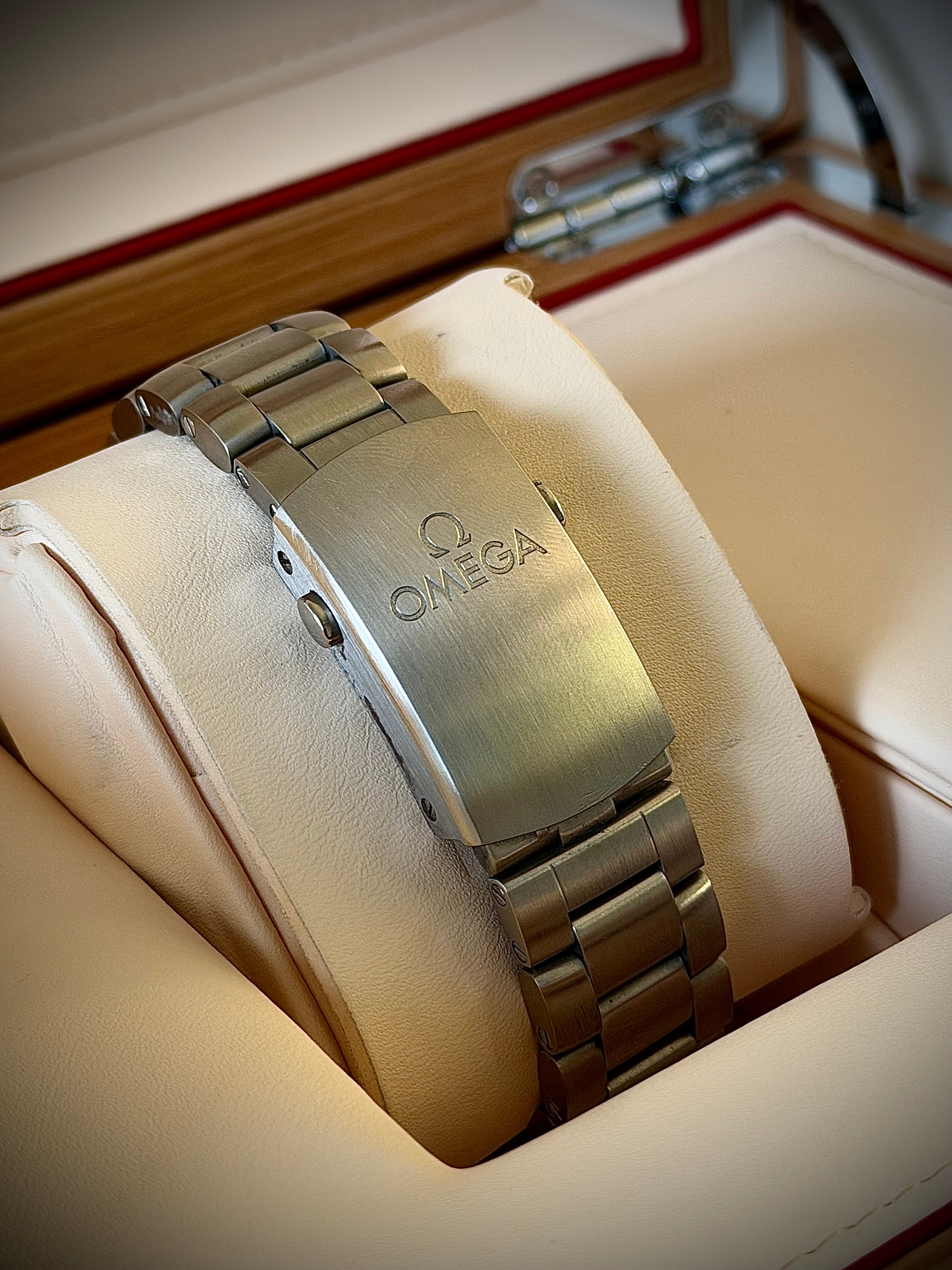 2023 OMEGA SEAMASTER PLANET OCEAN CO AXIAL 600M, 39.5MM, FULL SET, INC GST