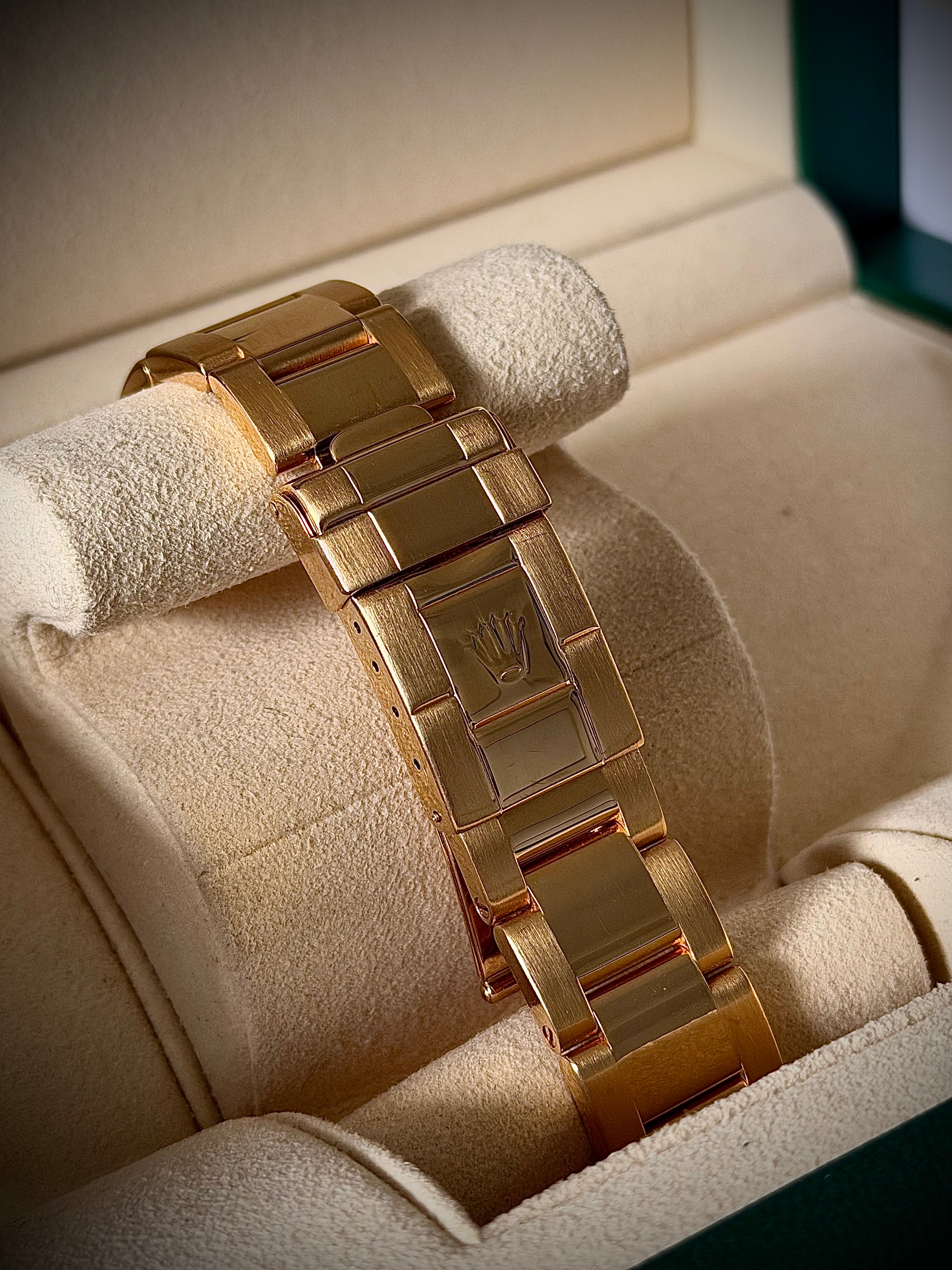 1999 ROLEX GMT MASTER II, 16718, WATCH AND BOX, INC GST