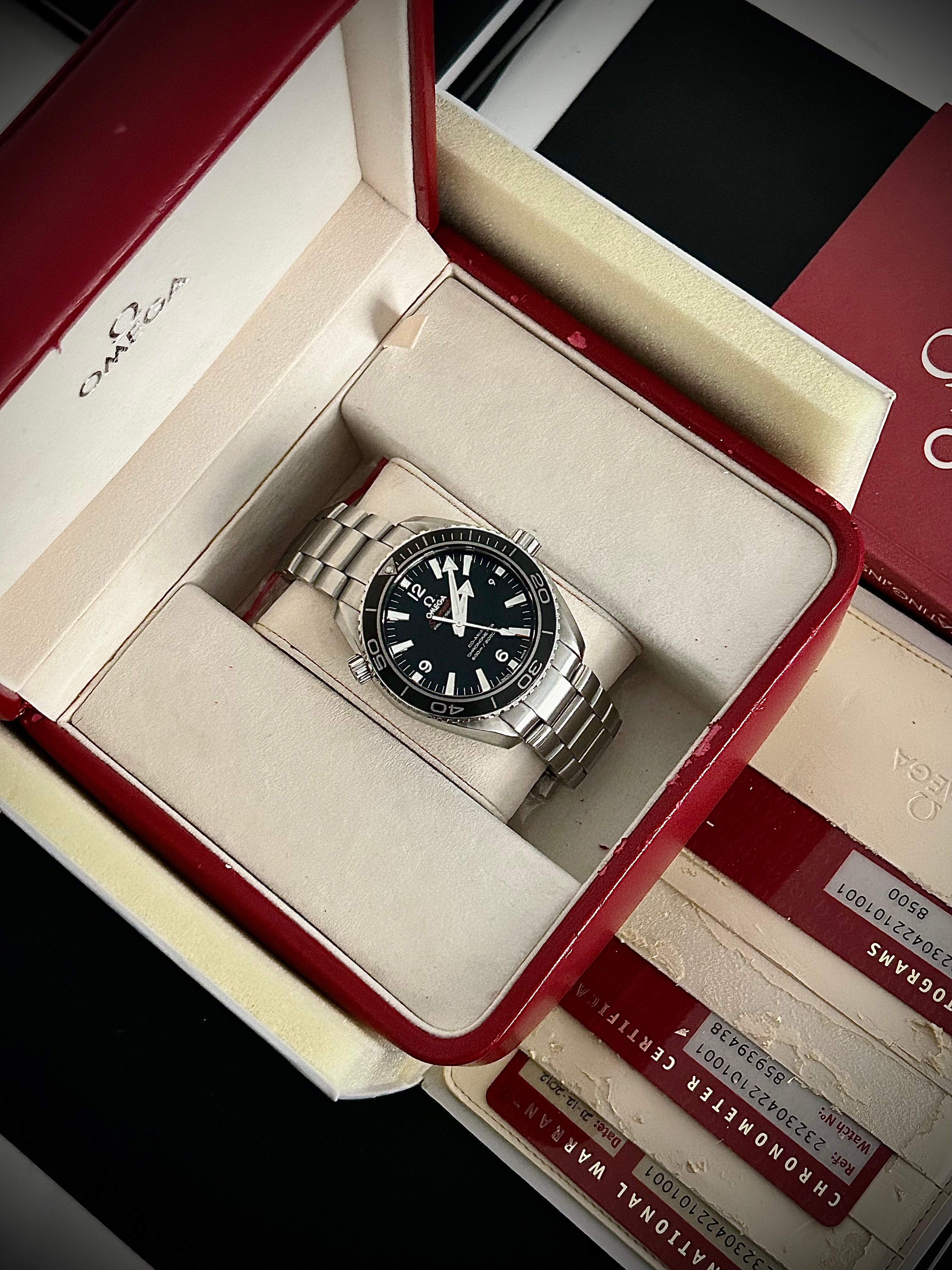 2012 OMEGA SEAMASTER PLANET OCEAN 600M, 42MM, FULL SET, INC GST