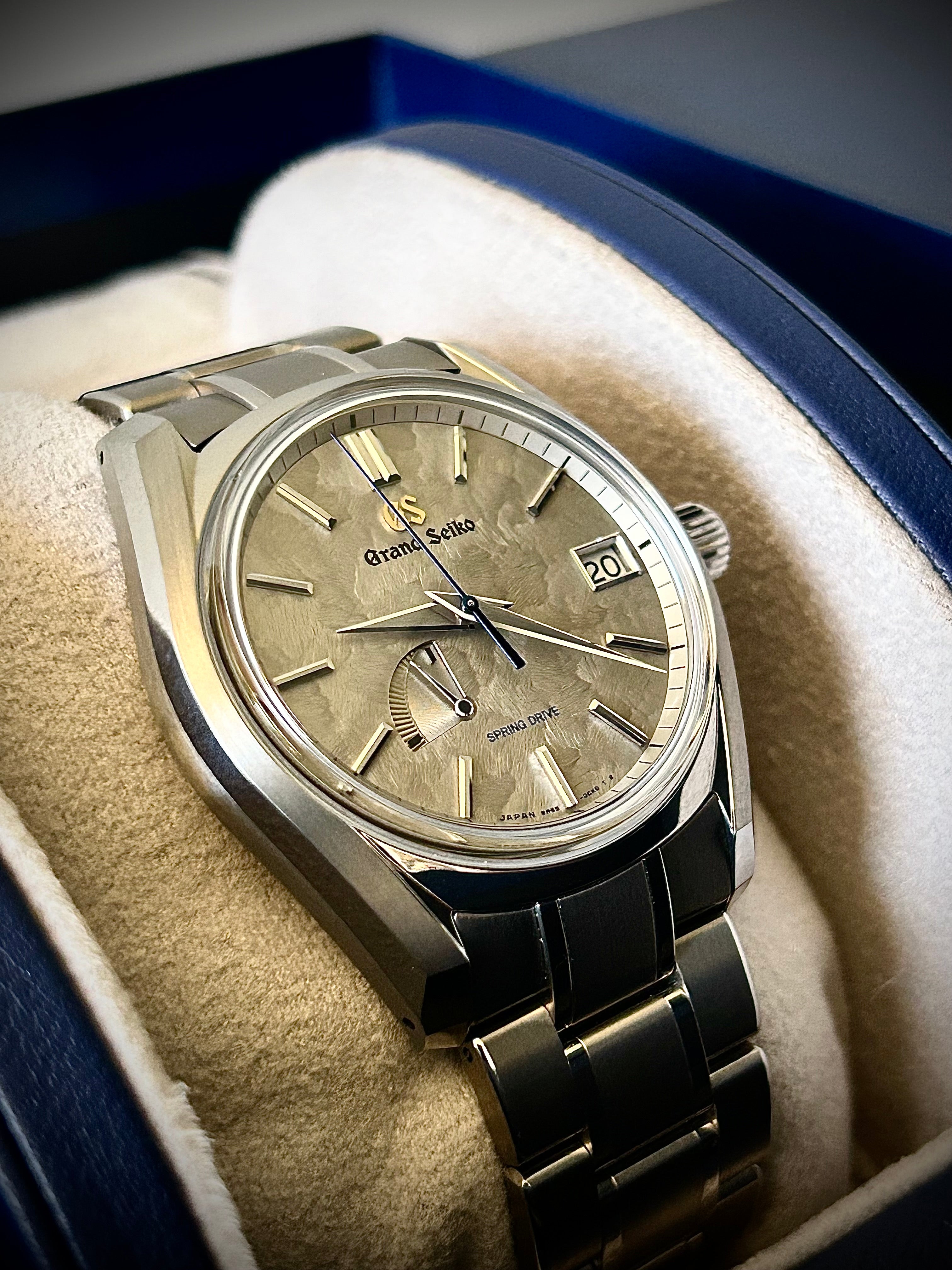 2025 GRAND SEIKO HERITAGE SPRING DRIVE, “WINTER,” SBGA415, FULL SET, INC GST