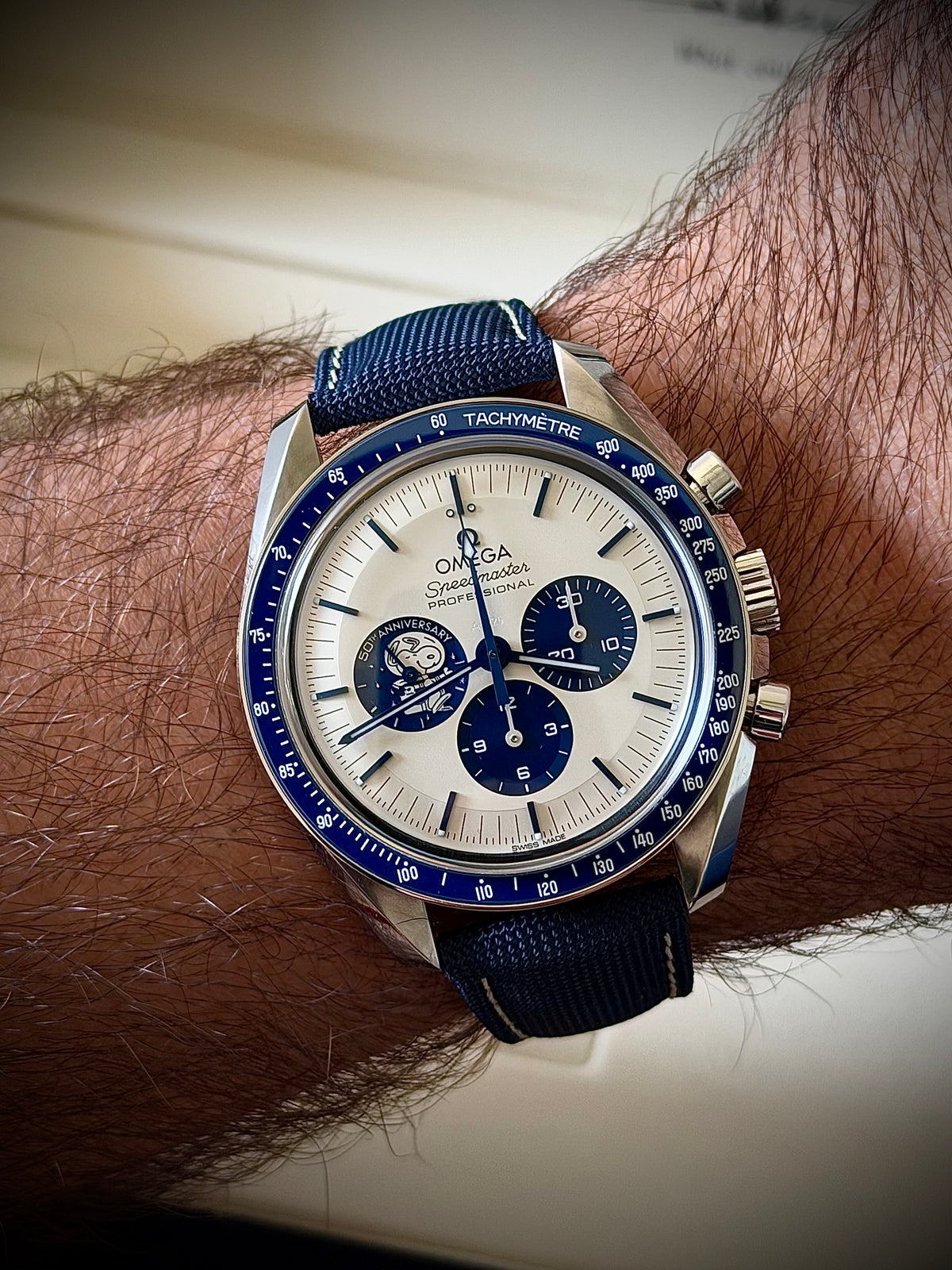 2023 OMEGA SPEEDMASTER “SILVER SNOOPY AWARD” 50TH ANNIVERSARY, 310.32.42.50.02.001, UNWORN SEALED BRACELET + WHITE STRAP, FULL SET, INC GST
