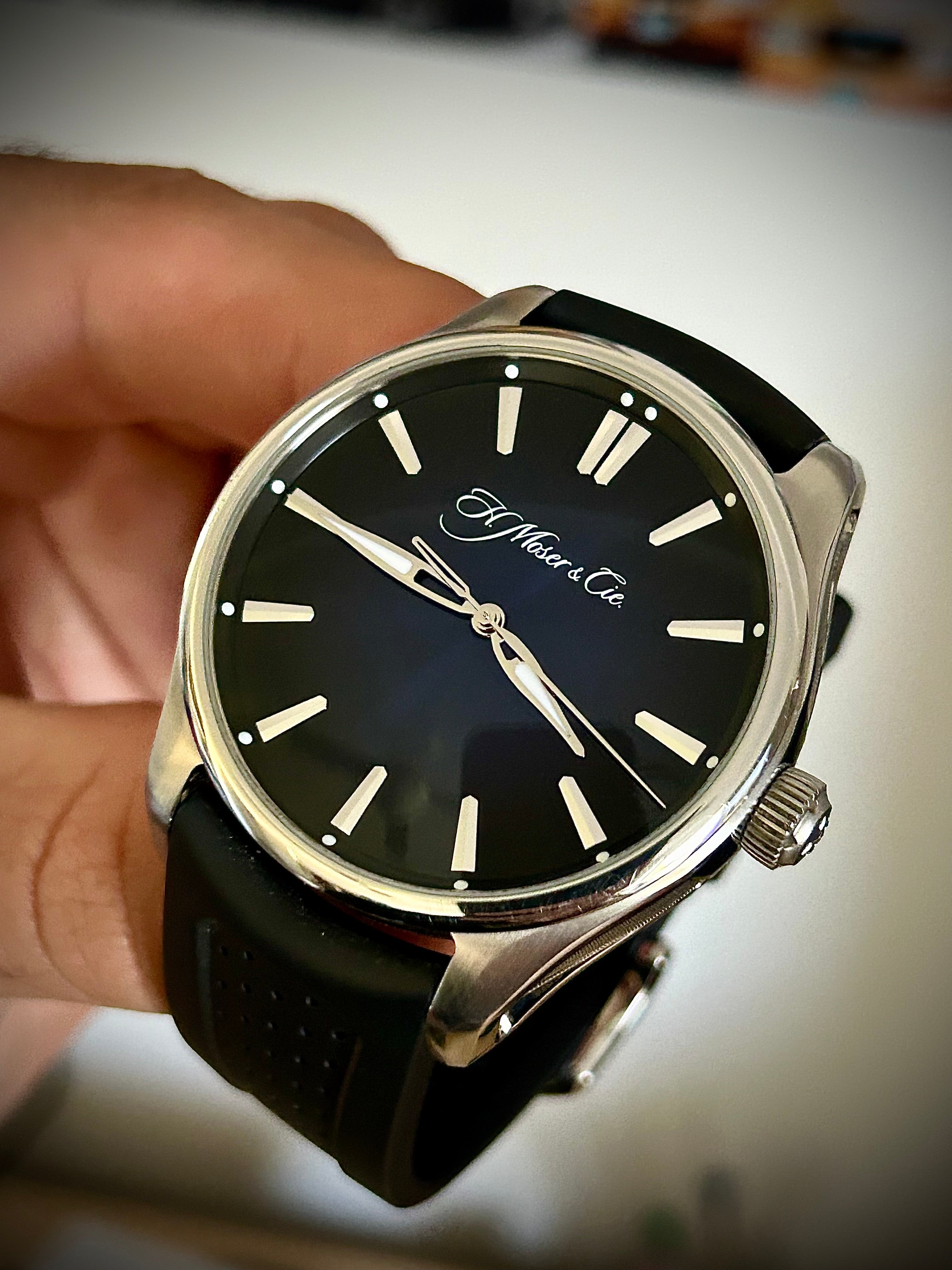 2018 H. MOSER & CIE PIONEER CENTRE SECONDS, 3200-100, FULL SET, INC GST