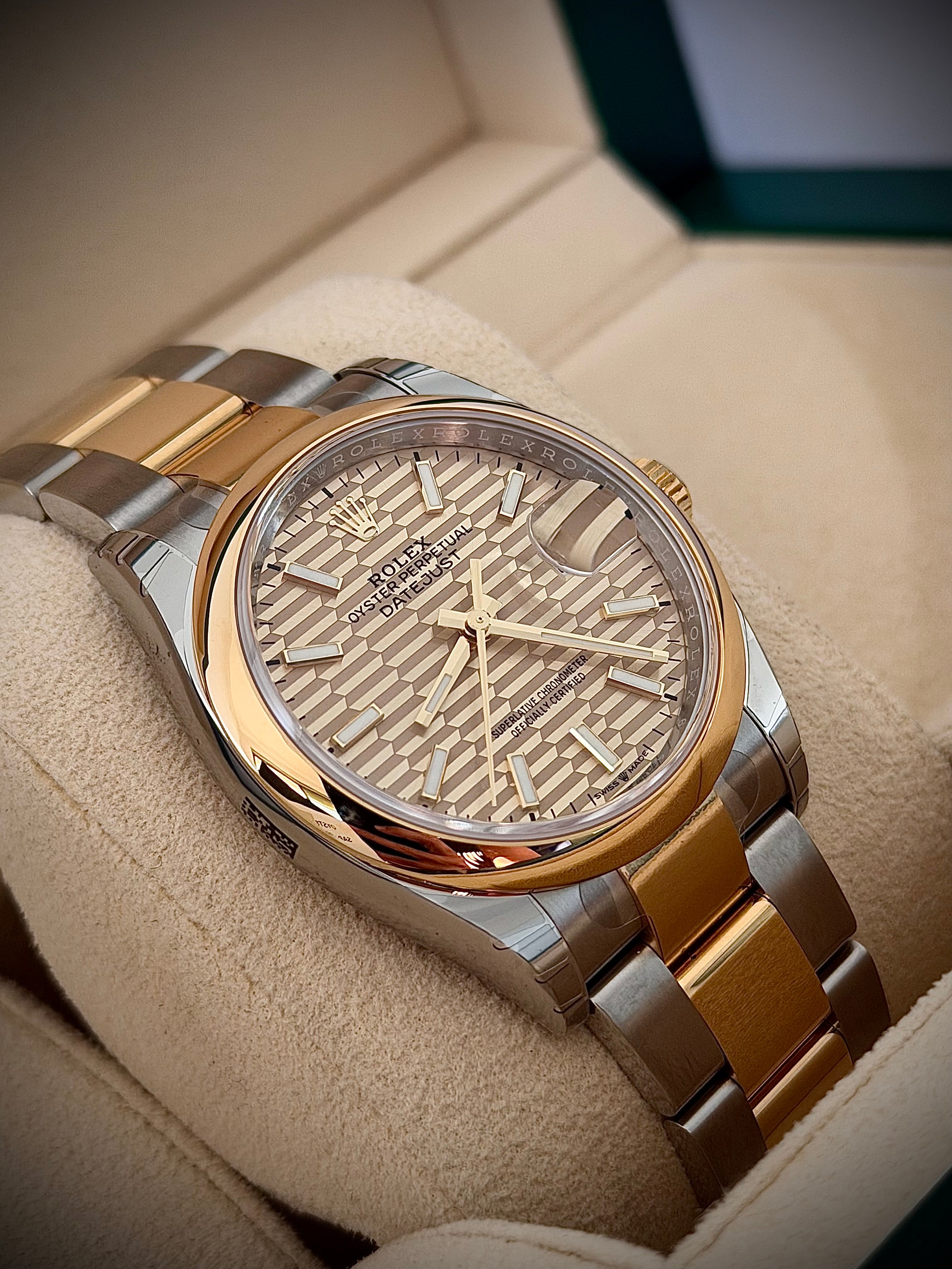 2022 ROLEX DATEJUST 36 TWO TONE, BRAND NEW FACTORY STICKERED, CHAMPAGNE MOTIF DIAL, 126203, FULL SET, INC GST