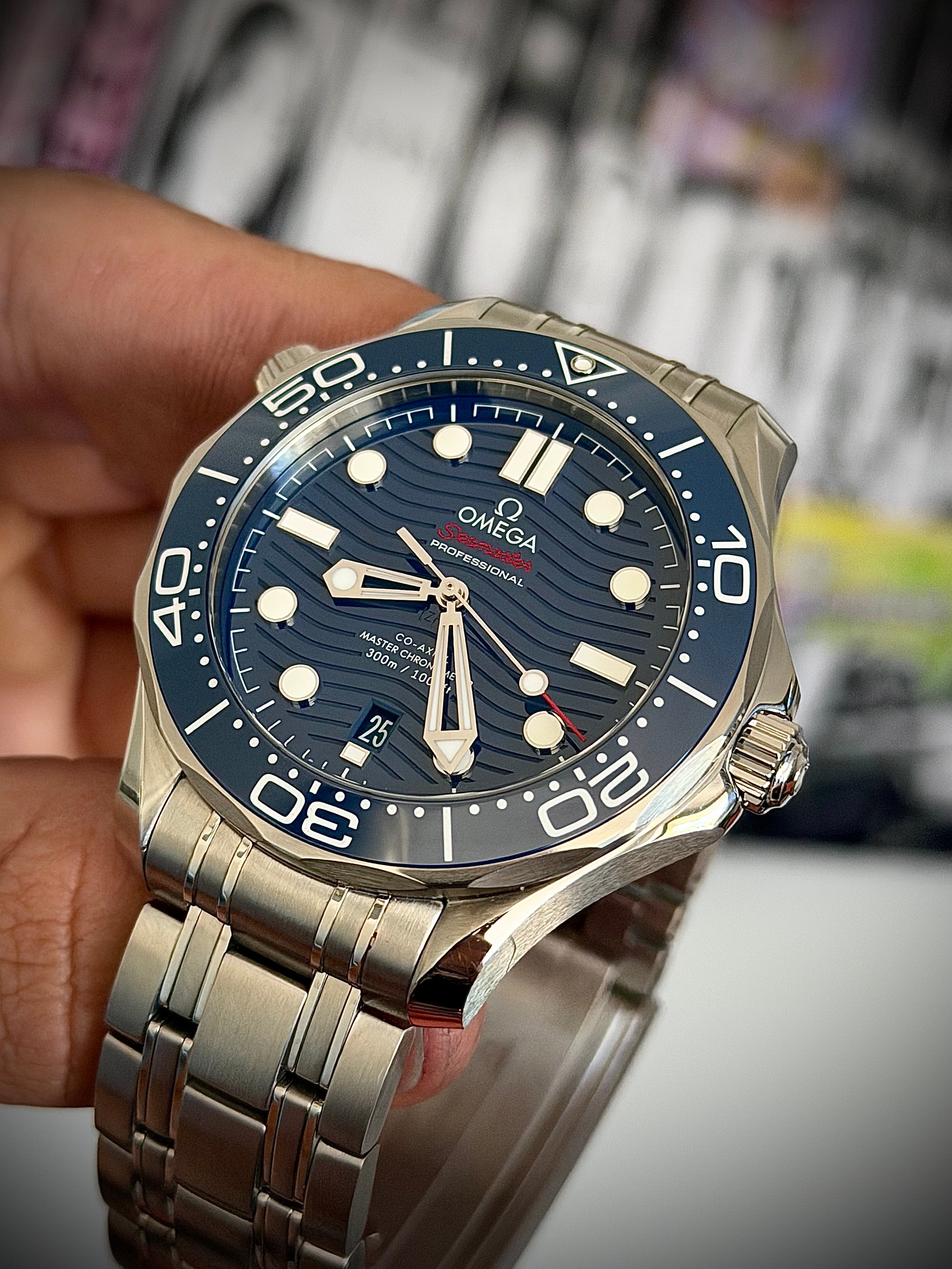 2019 OMEGA SEAMASTER 300, BLUE DIAL, FULL SET, INC GST