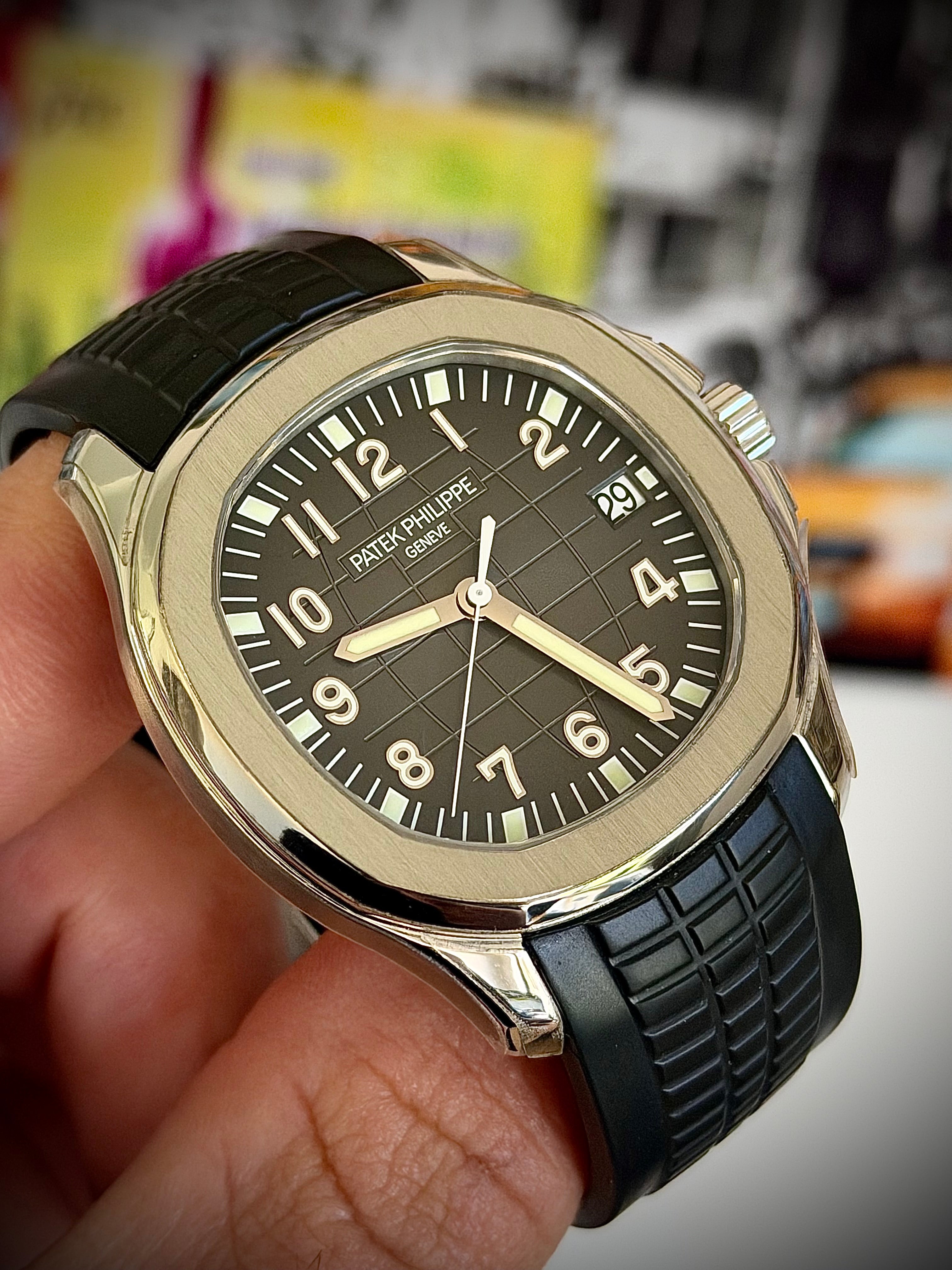 2008 PATEK PHILIPPE AQUANAUT, 5165A, FULL SET, INC GST