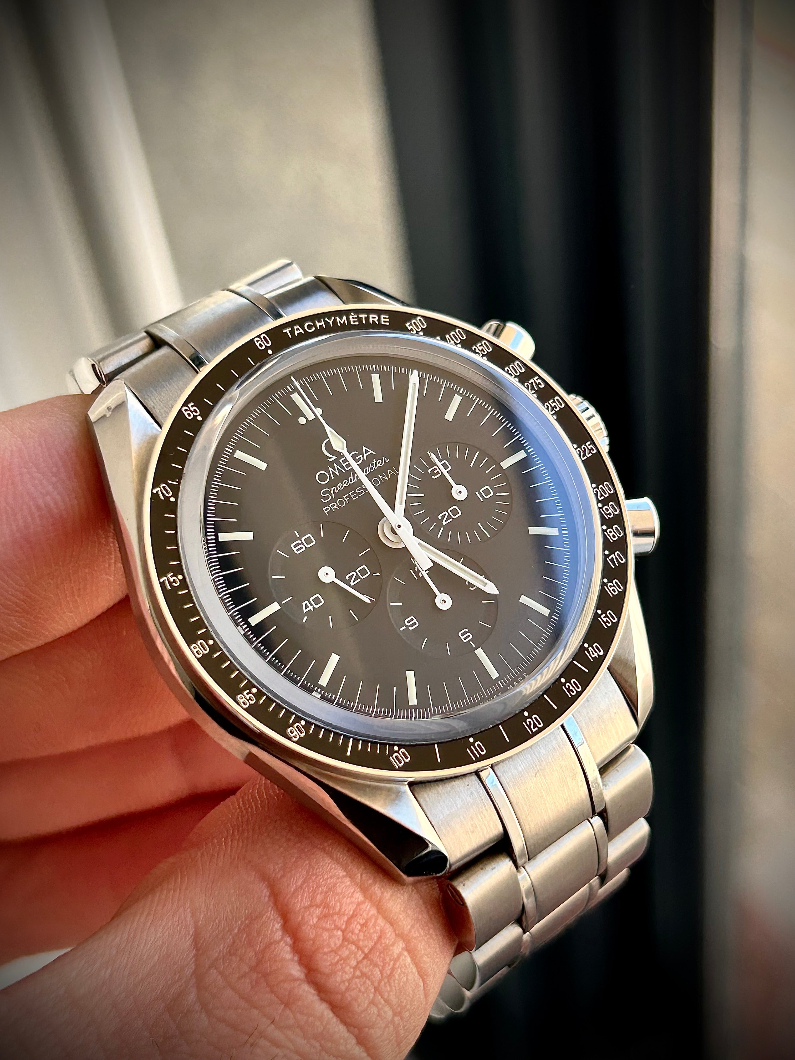 2020 OMEGA SPEEDMASTER MOONWATCH SAPPHIRE SANDWICH, BIG BOX, FULL SET, INC GST