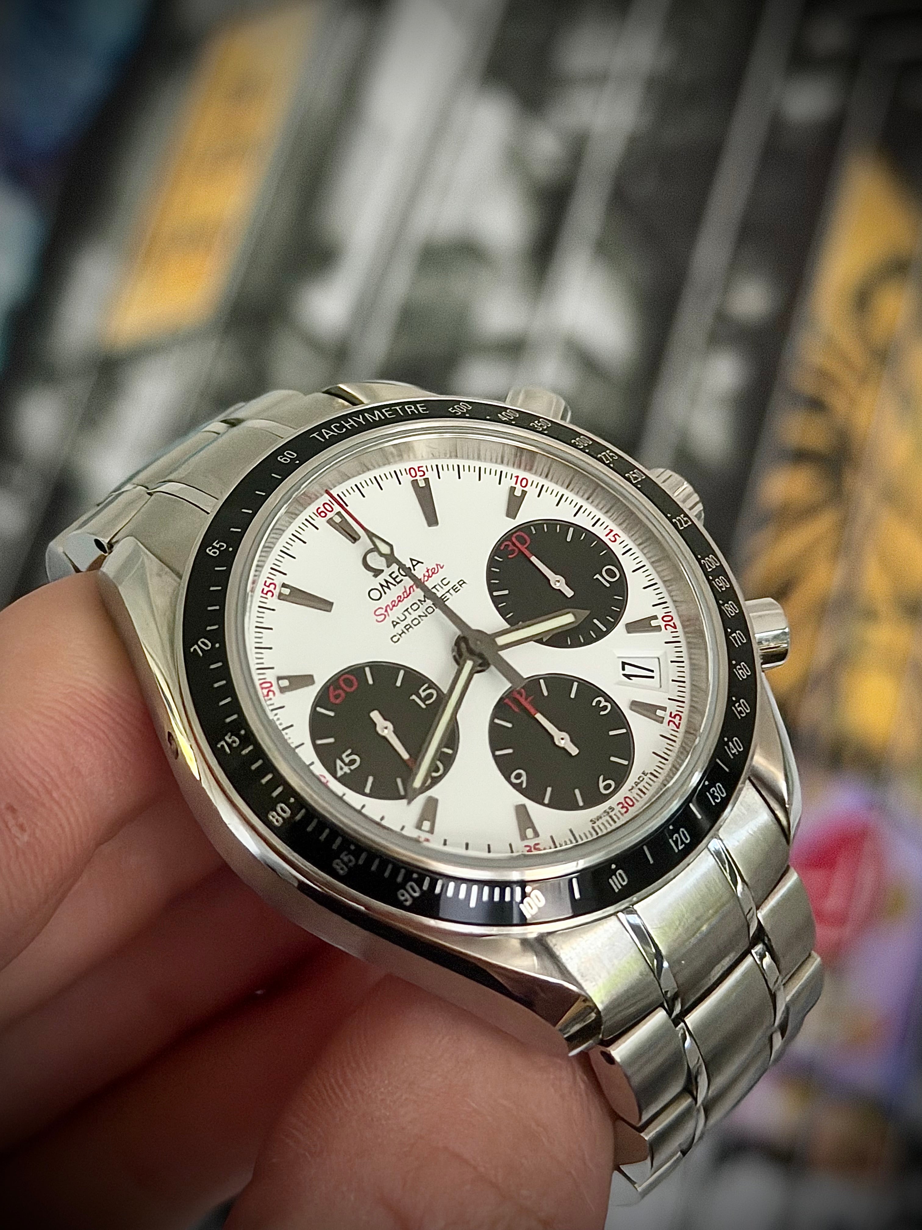 2013 OMEGA SPEEDMASTER DATE 40 “YEMEN” PANDA, 323.30.40.40.04.001, FULL SET, INC GST