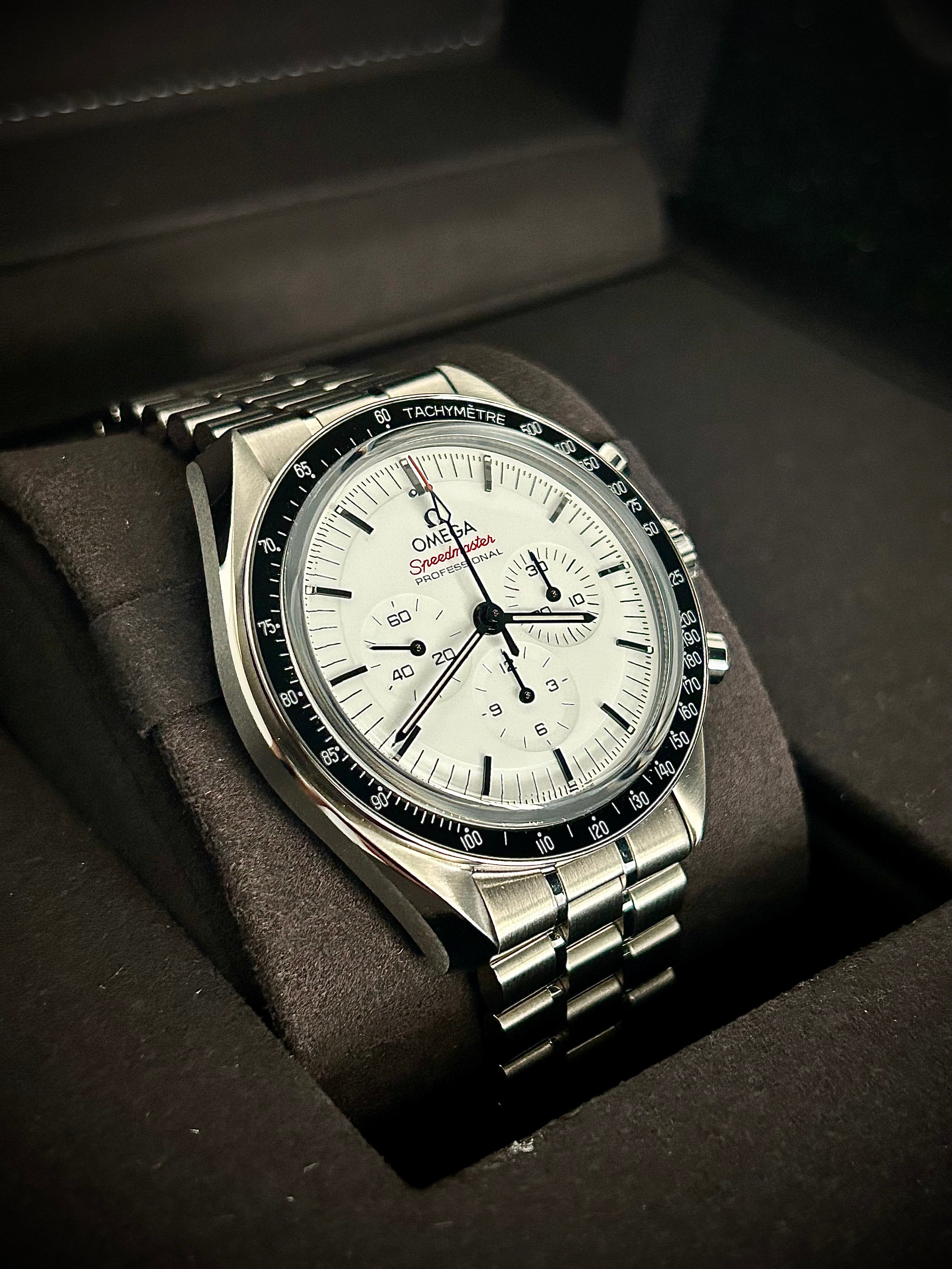 2024 OMEGA SPEEDMASTER WHITE DIAL, FULL SET, INC GST