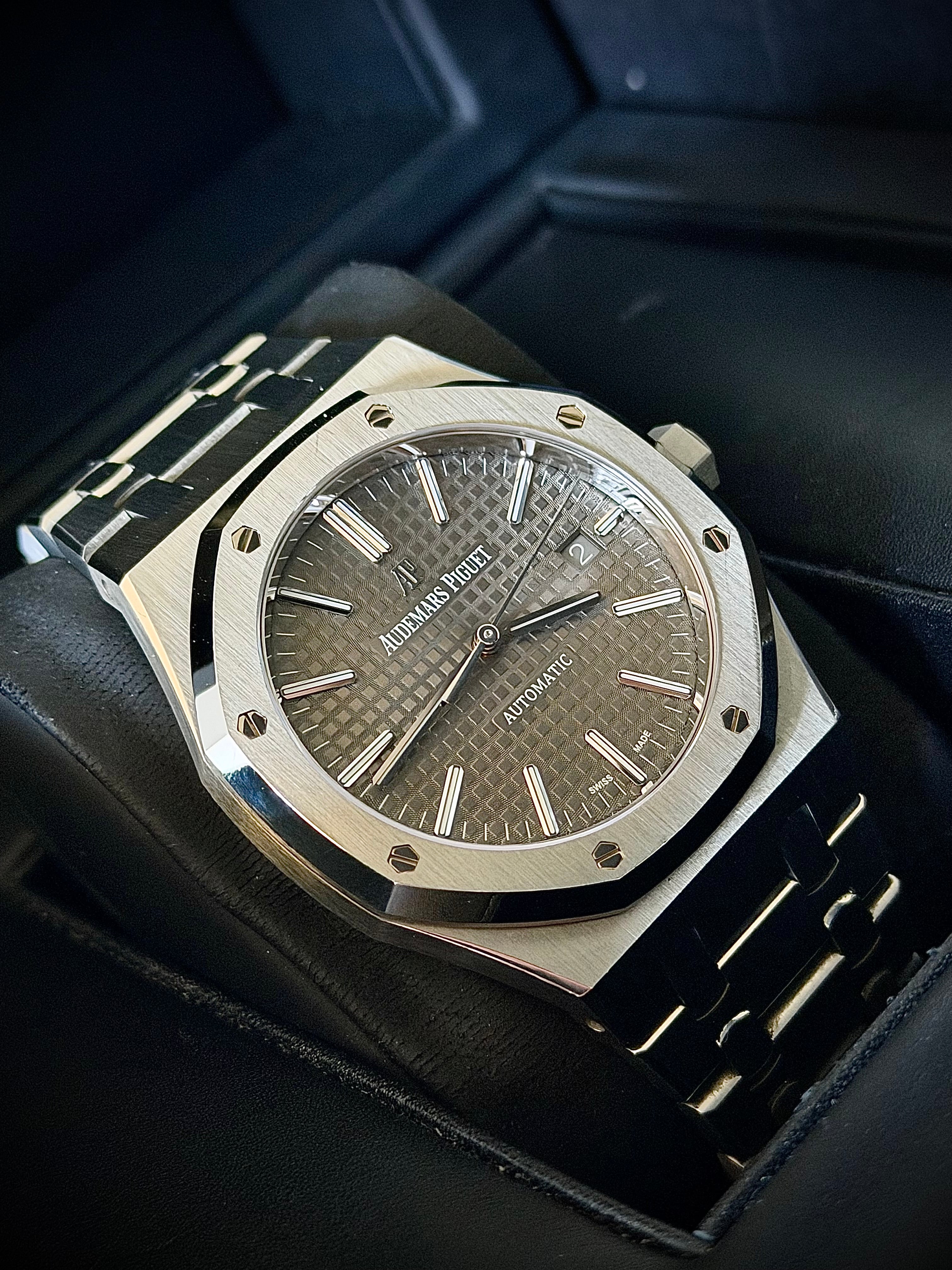 2019 AUDEMARS PIGUET ROYAL OAK 41, 15400ST.OO.1220ST.04, GREY RUTHENIUM DIAL, FULL SET, 2025 AP SERVICE, INC GST