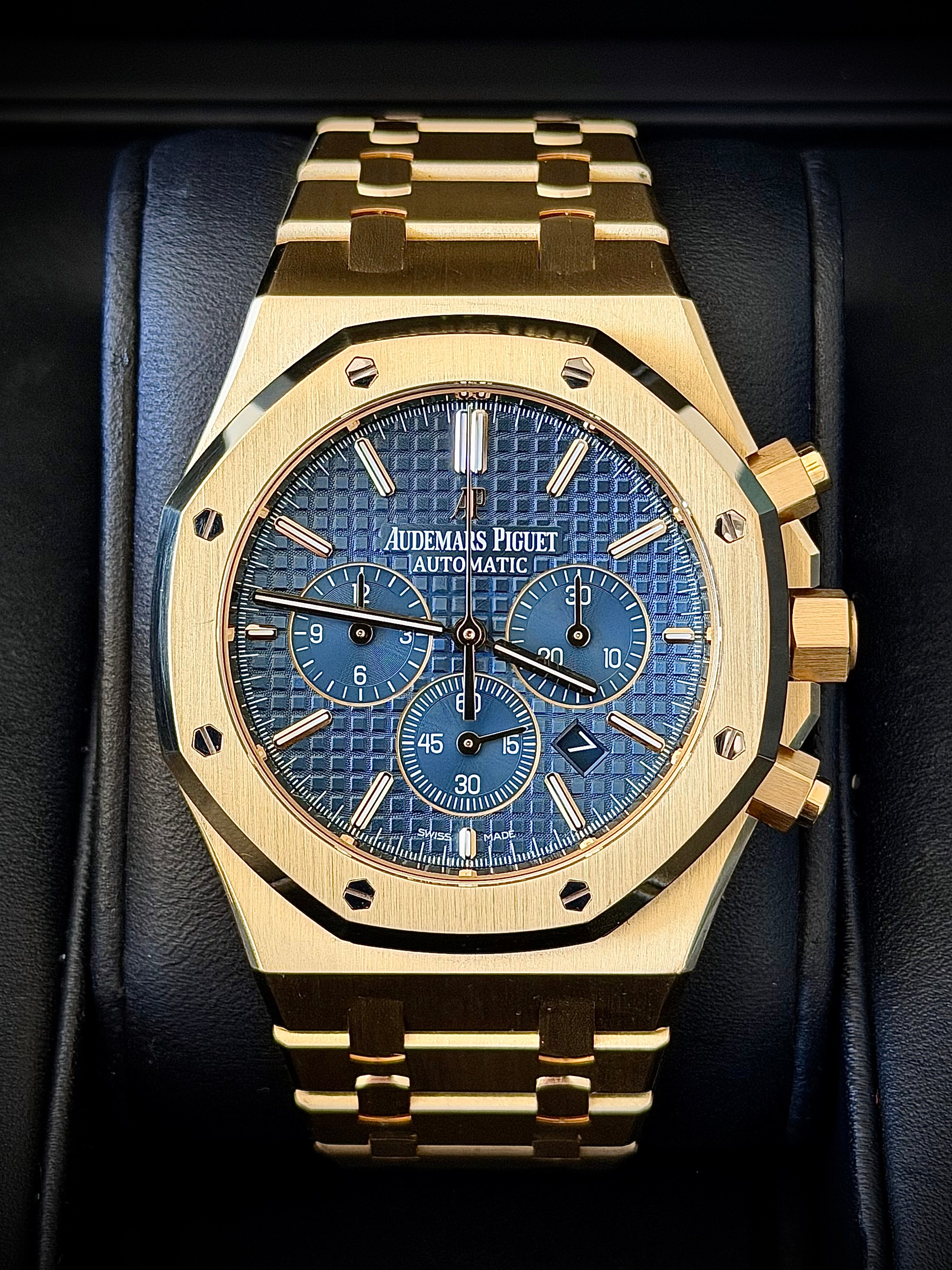 2018 AUDEMARS PIGUET ROYAL OAK FULL YELLOW GOLD CHRONOGRAPH, 26320BA.OO.1220BA.02, BLUE DIAL, FULL SET, INC GST