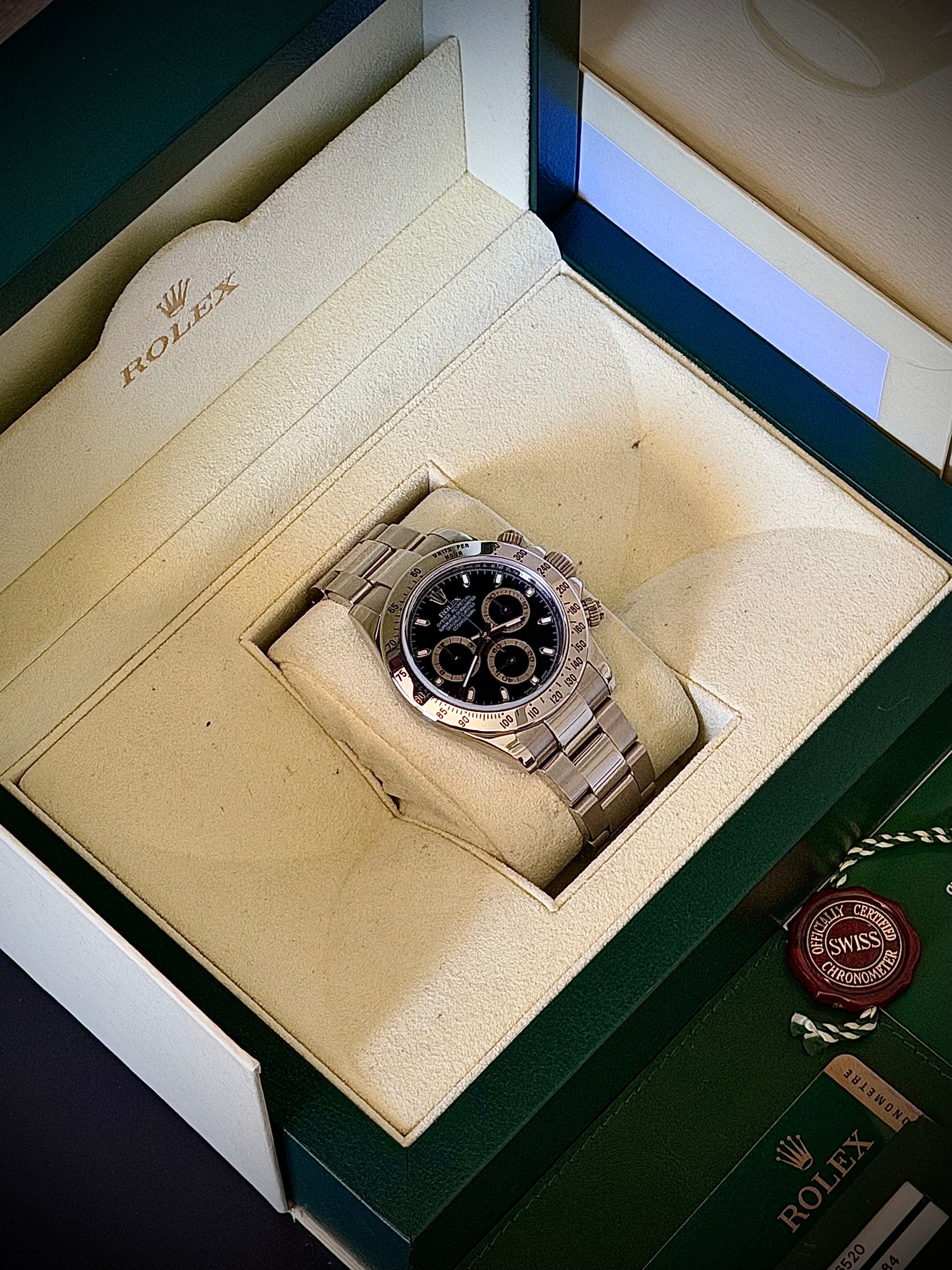 2009 ROLEX COSMOGRAPH DAYTONA, 116520, BLACK DIAL, BOX & PAPERS, INC GST