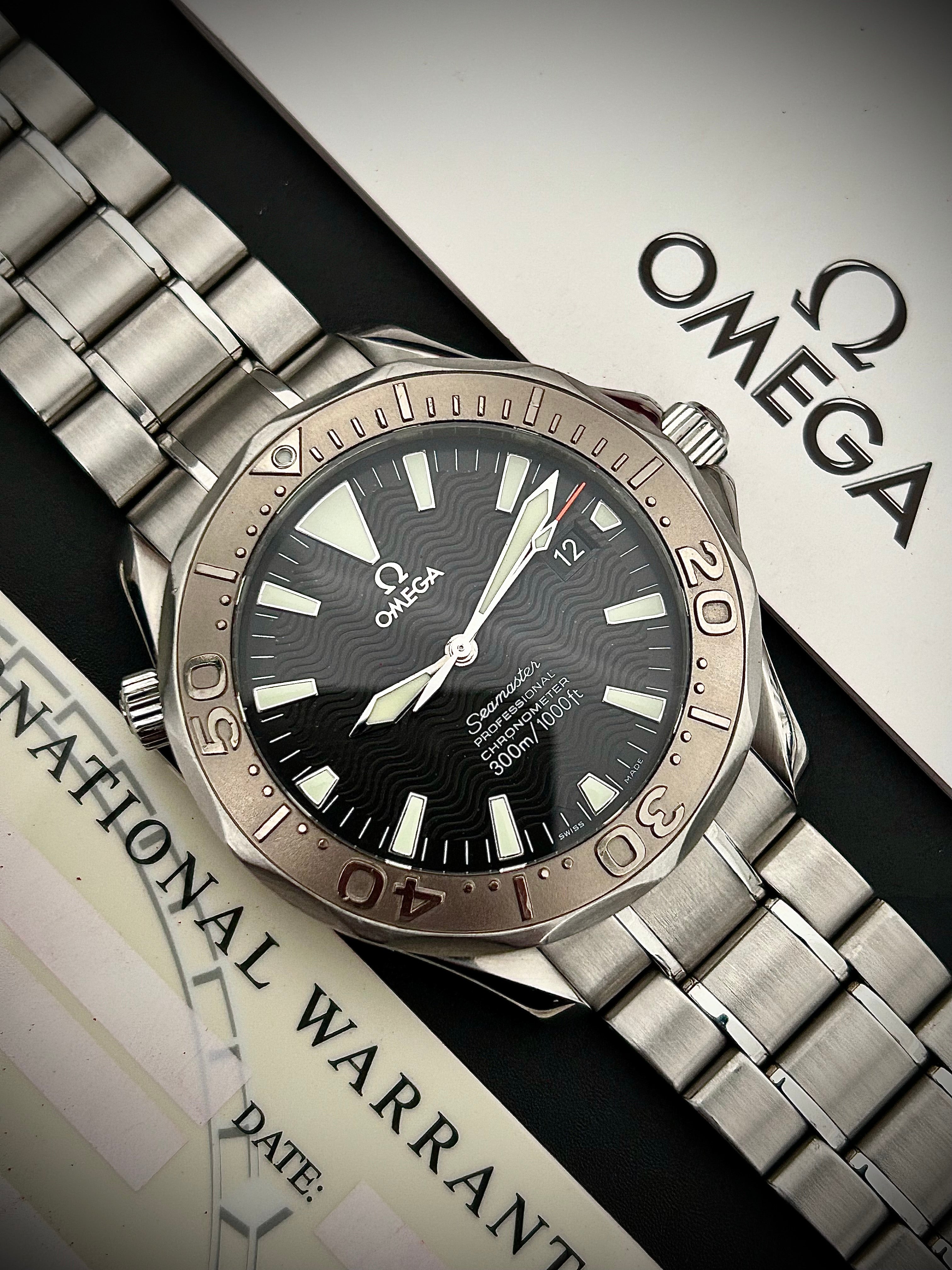 2006 OMEGA SEAMASTER 300, 2230.50, FULL SET, INC GST