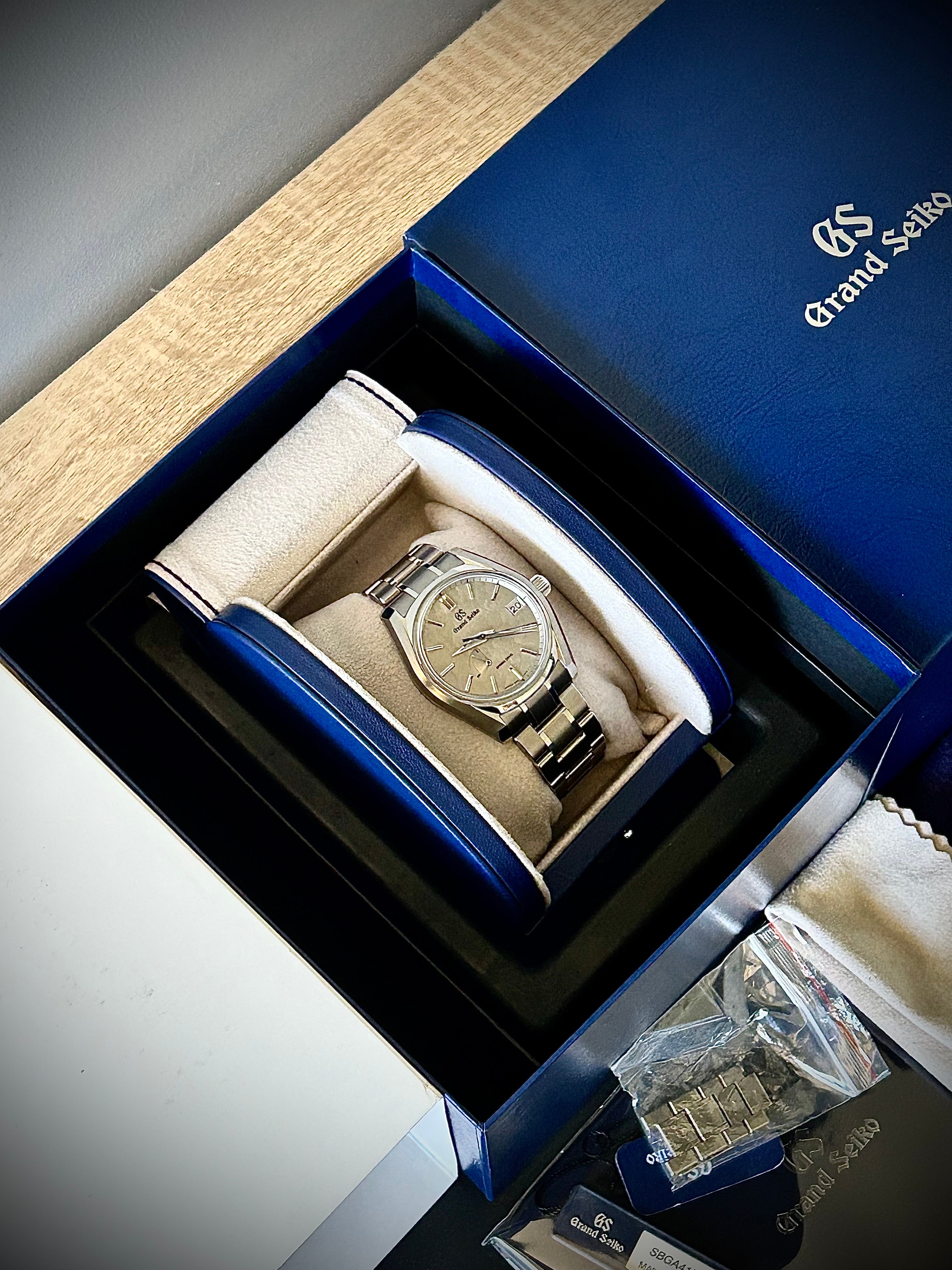 2025 GRAND SEIKO HERITAGE SPRING DRIVE, “WINTER,” SBGA415, FULL SET, INC GST