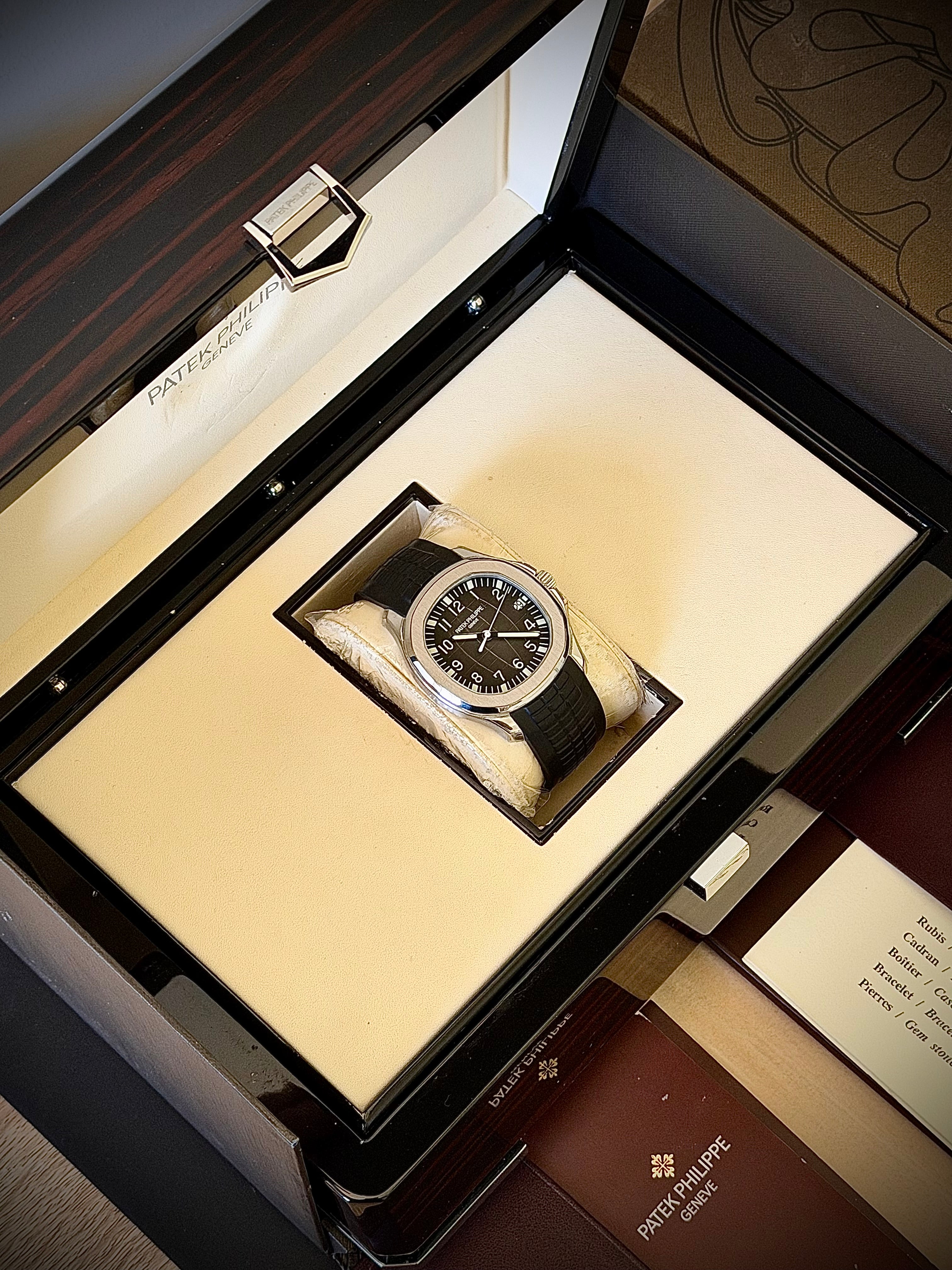 2008 PATEK PHILIPPE AQUANAUT, 5165A, FULL SET, INC GST