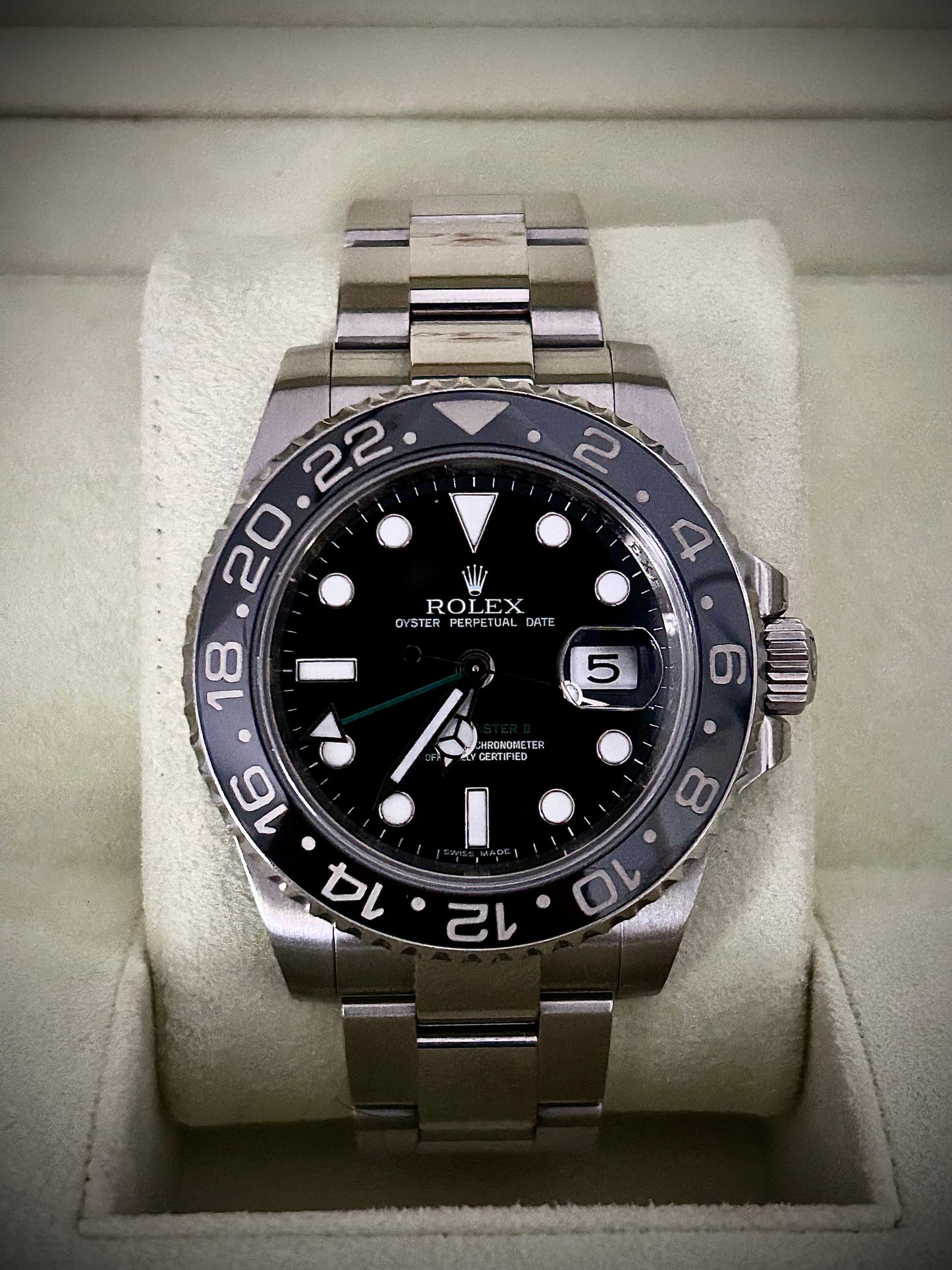 2009 ROLEX GMT MASTER II, BOX AND BOOKLETS, 116710LN, INC GST