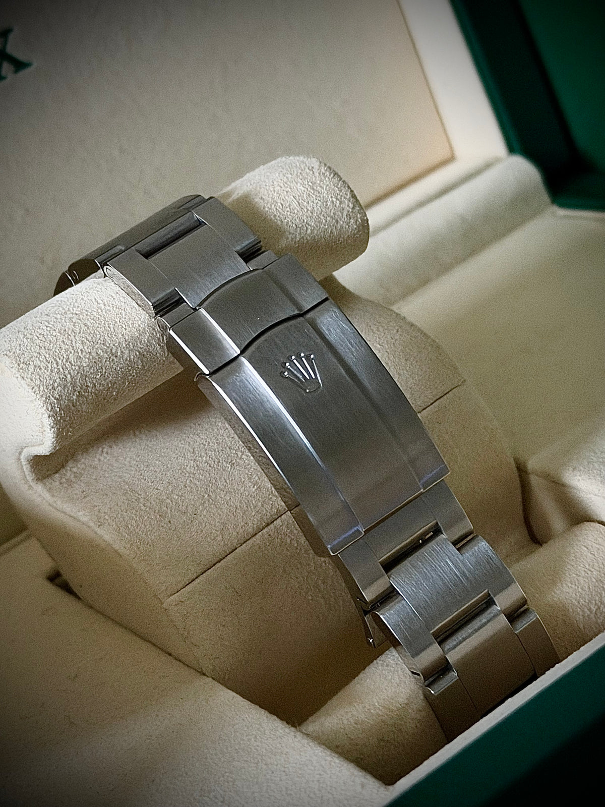 2026 ROLEX OYSTER PERPETUAL 41, 134300, BEIGE DIAL, AS NEW, FULL SET, INC GST