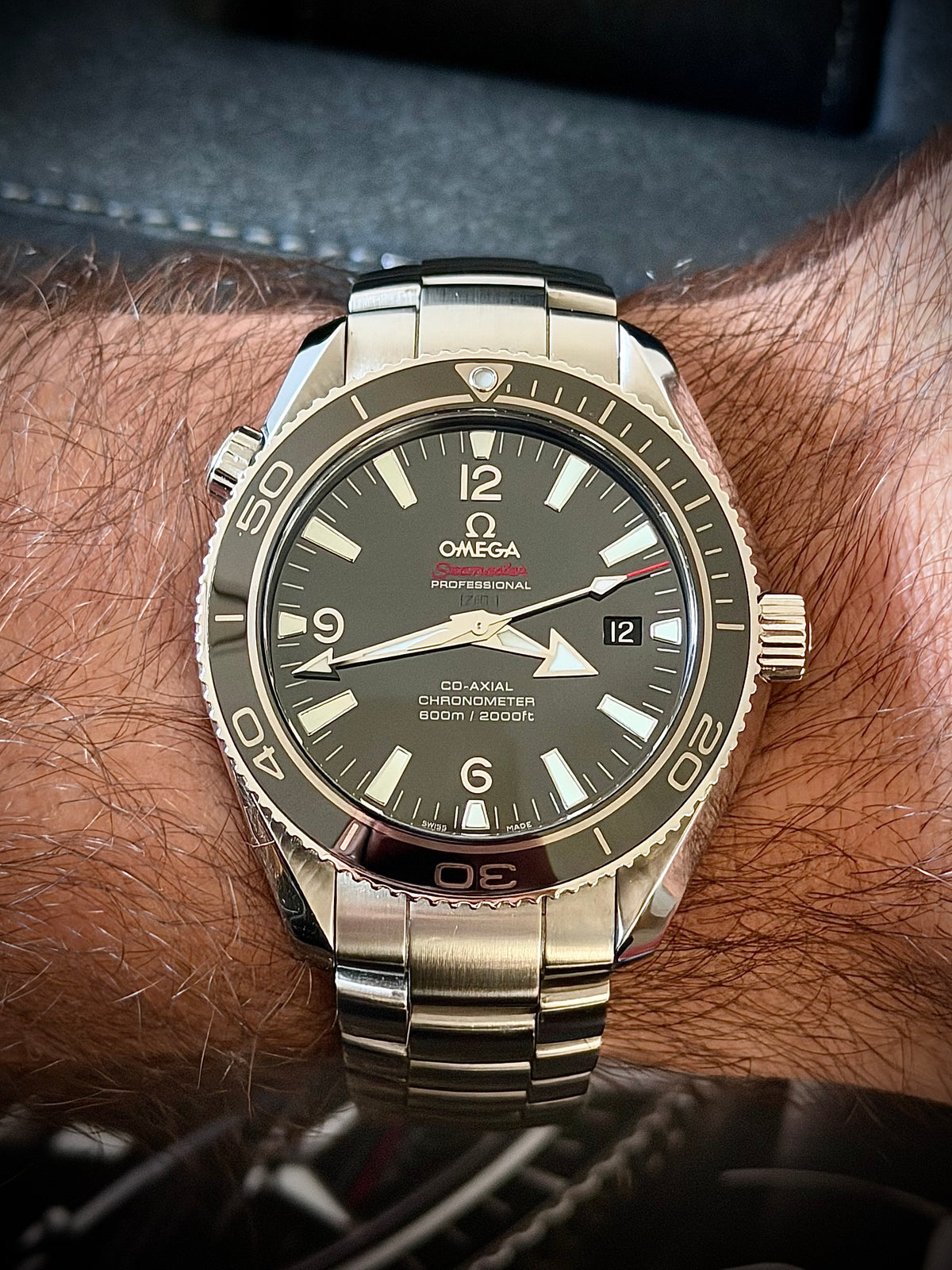 2010 OMEGA SEAMASTER PLANET OCEAN 600M “LIQUIDMETAL” LIMITED EDITION, 222.30.42.20.01.001, FULL SET, EXCELLENT CONDITION, INC GST