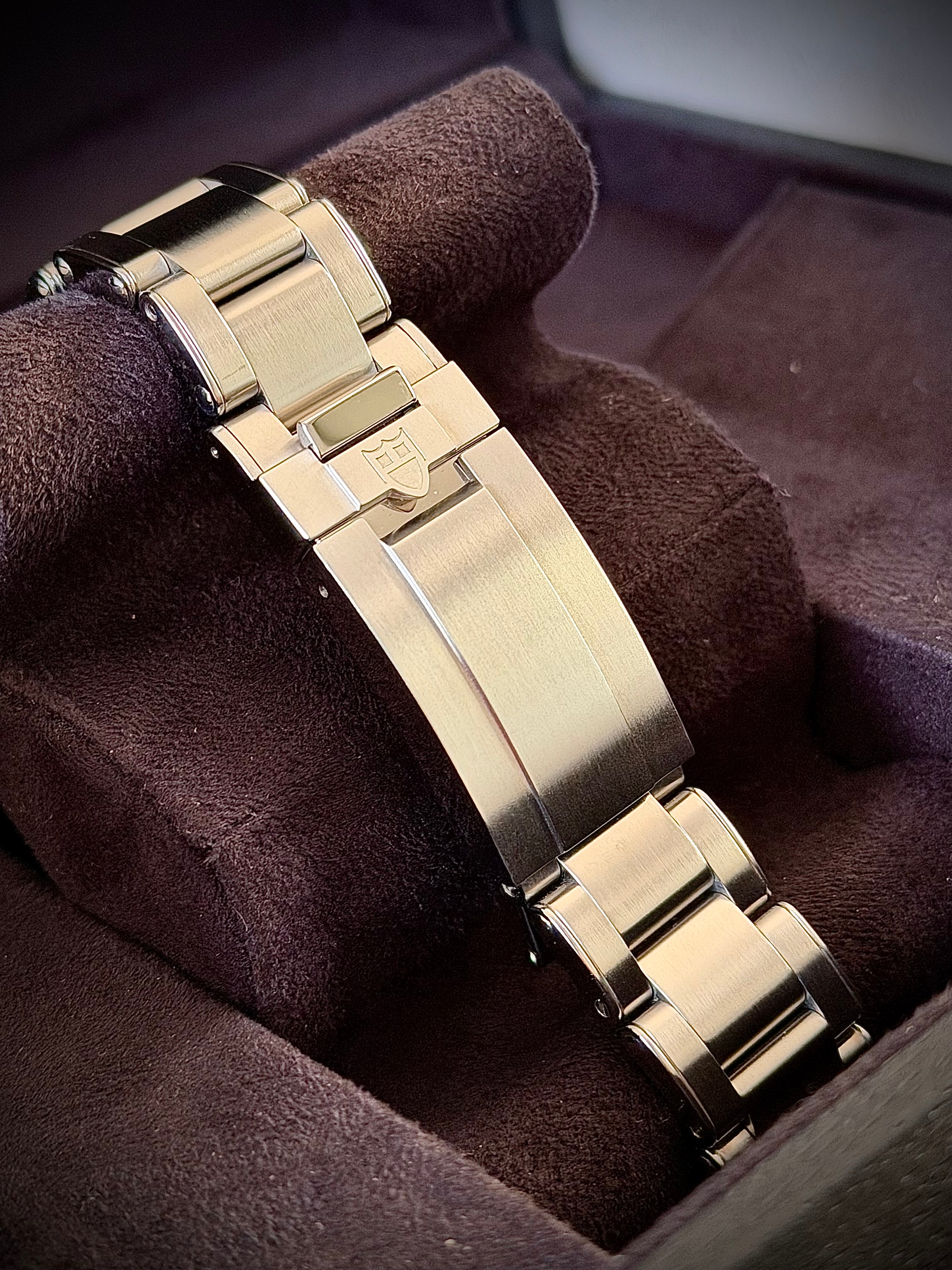 2024 TUDOR BLACK BAY BURGANDY, 41MM, FULL SET, INC GST