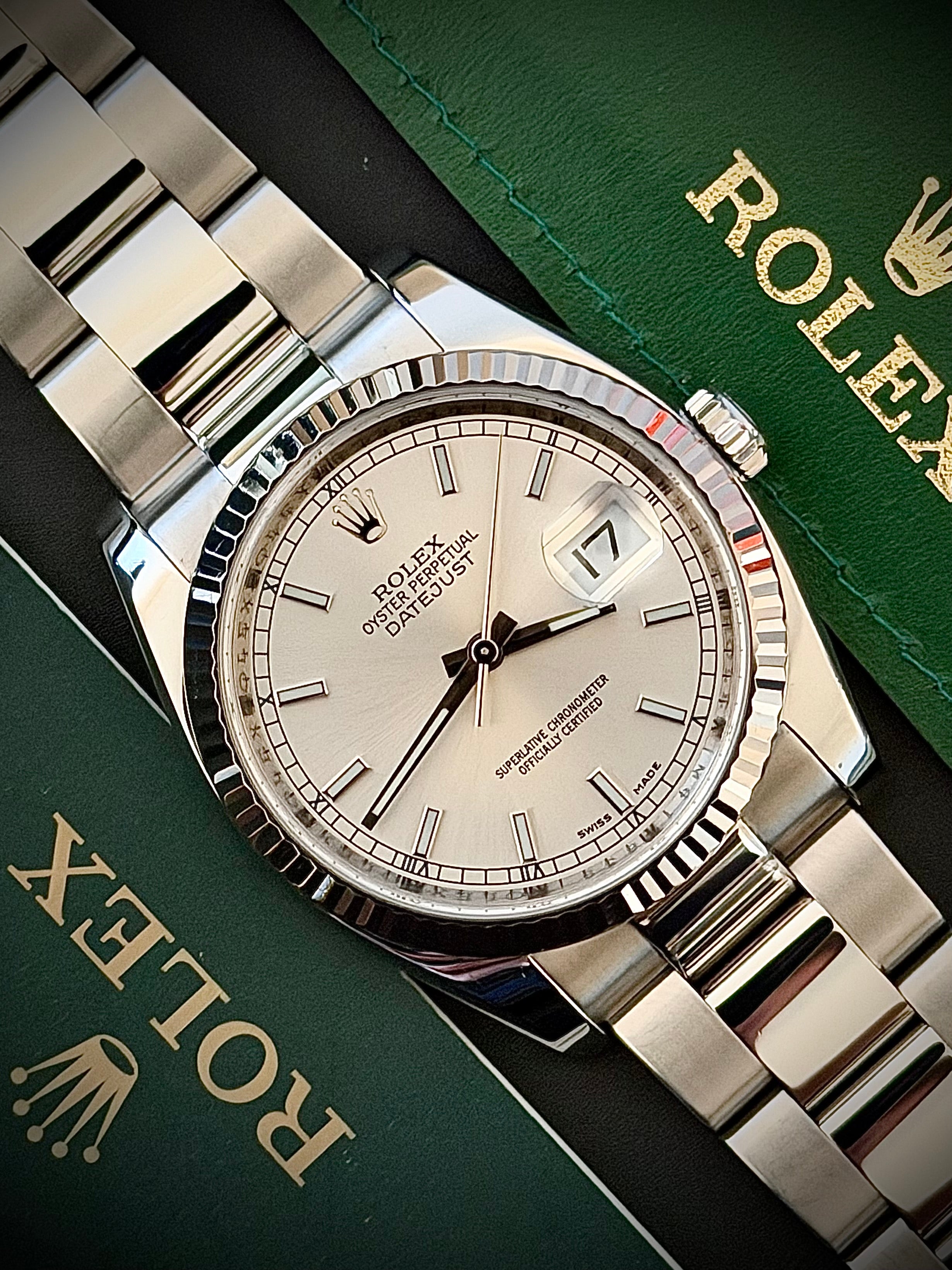 2009 ROLEX DATEJUST 36, 116234, FLUTED BEZEL, OYSTER BRACELET, SILVER DIAL, BOX & PAPERS, INC GST
