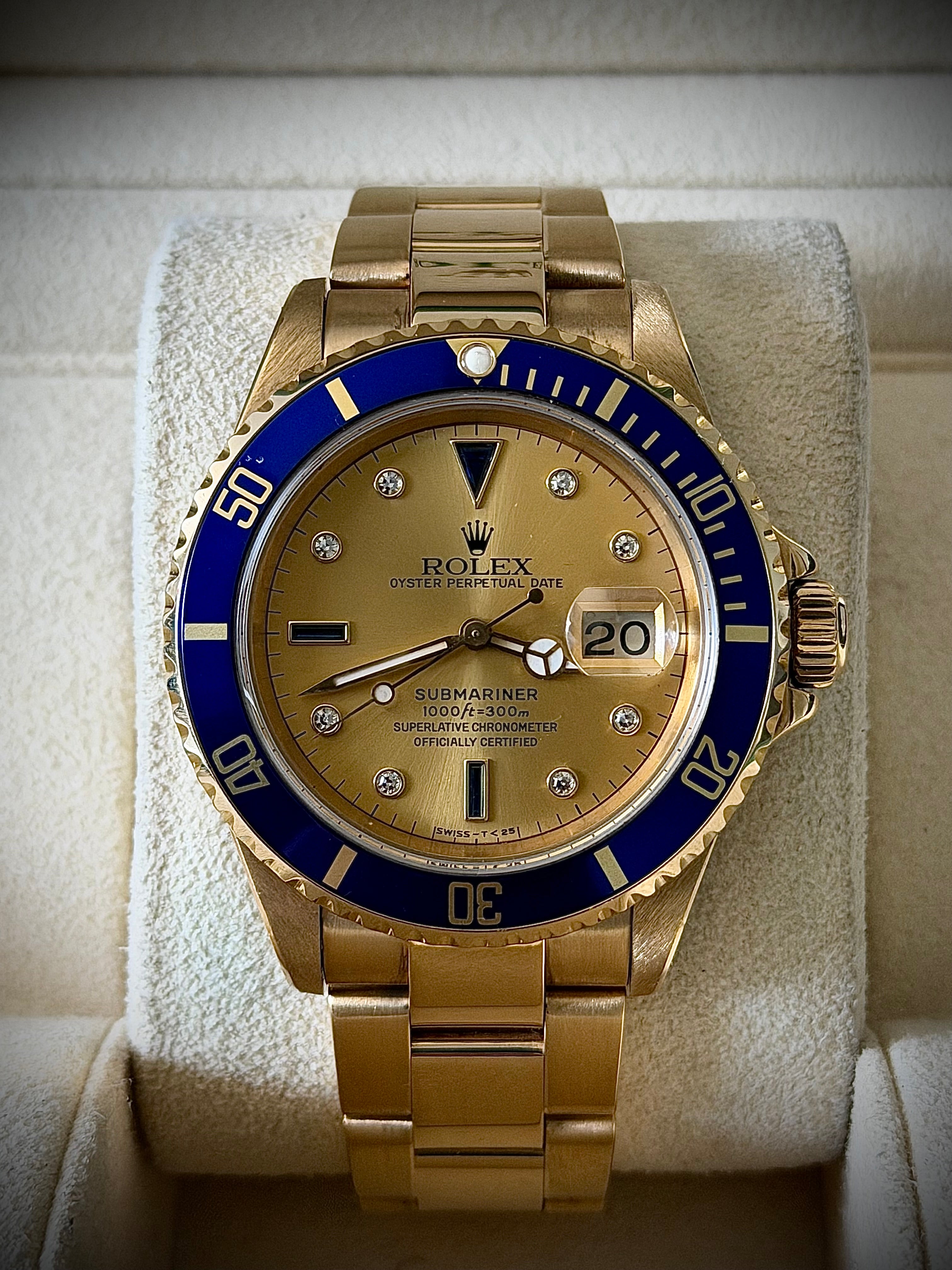 1988 ROLEX SUBMARINER, 16618, SULTAN DIAL, BOX AND BOOKLETS, INC GST
