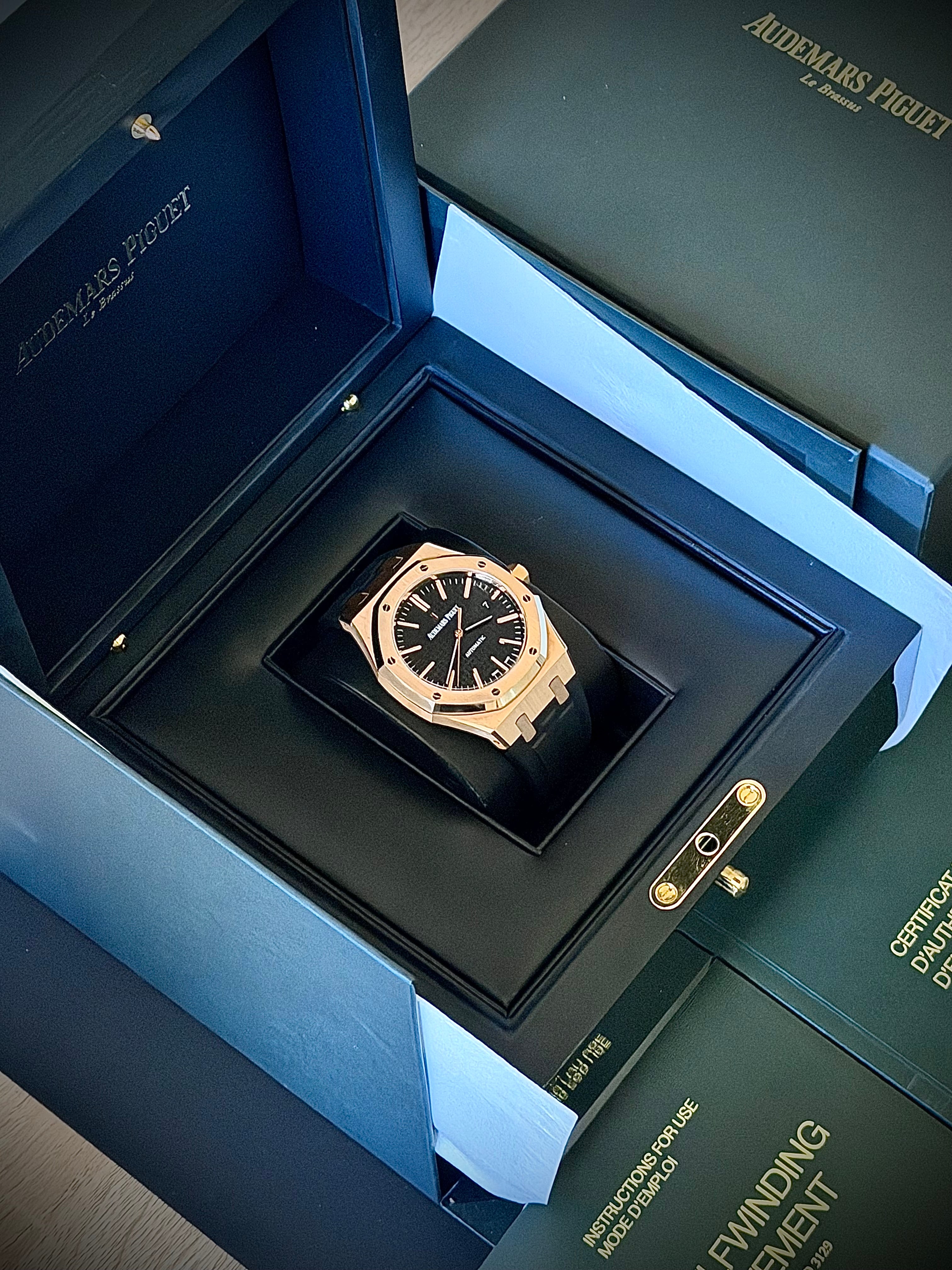 2017 AUDEMARS PIGUET ROYAL OAK, 15400OR, FULL SET, INC GST