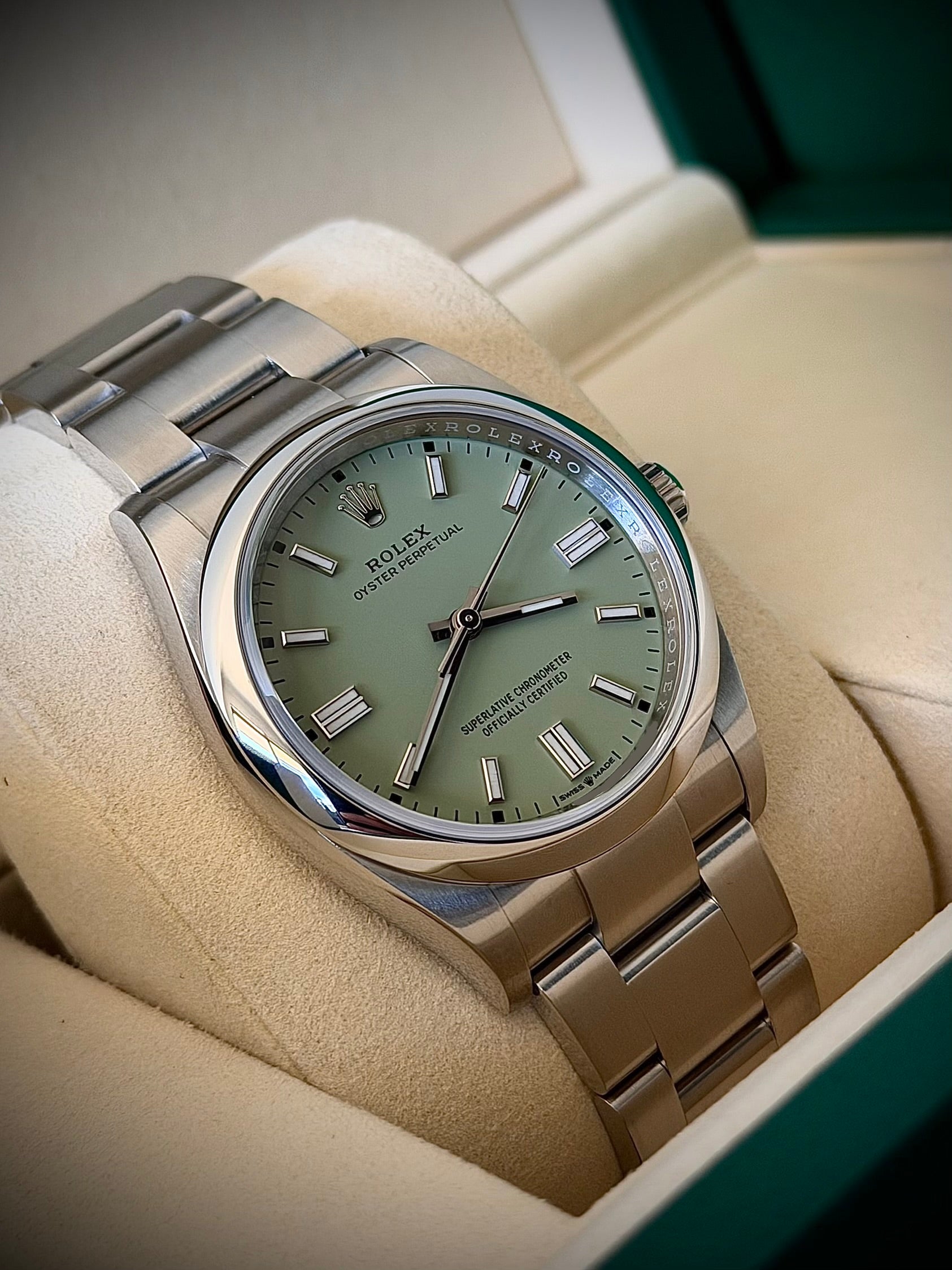 2025 ROLEX OYSTER PERPETUAL 36, PISTACHIO DIAL, 126000, BRAND NEW, FULL SET, INC GST