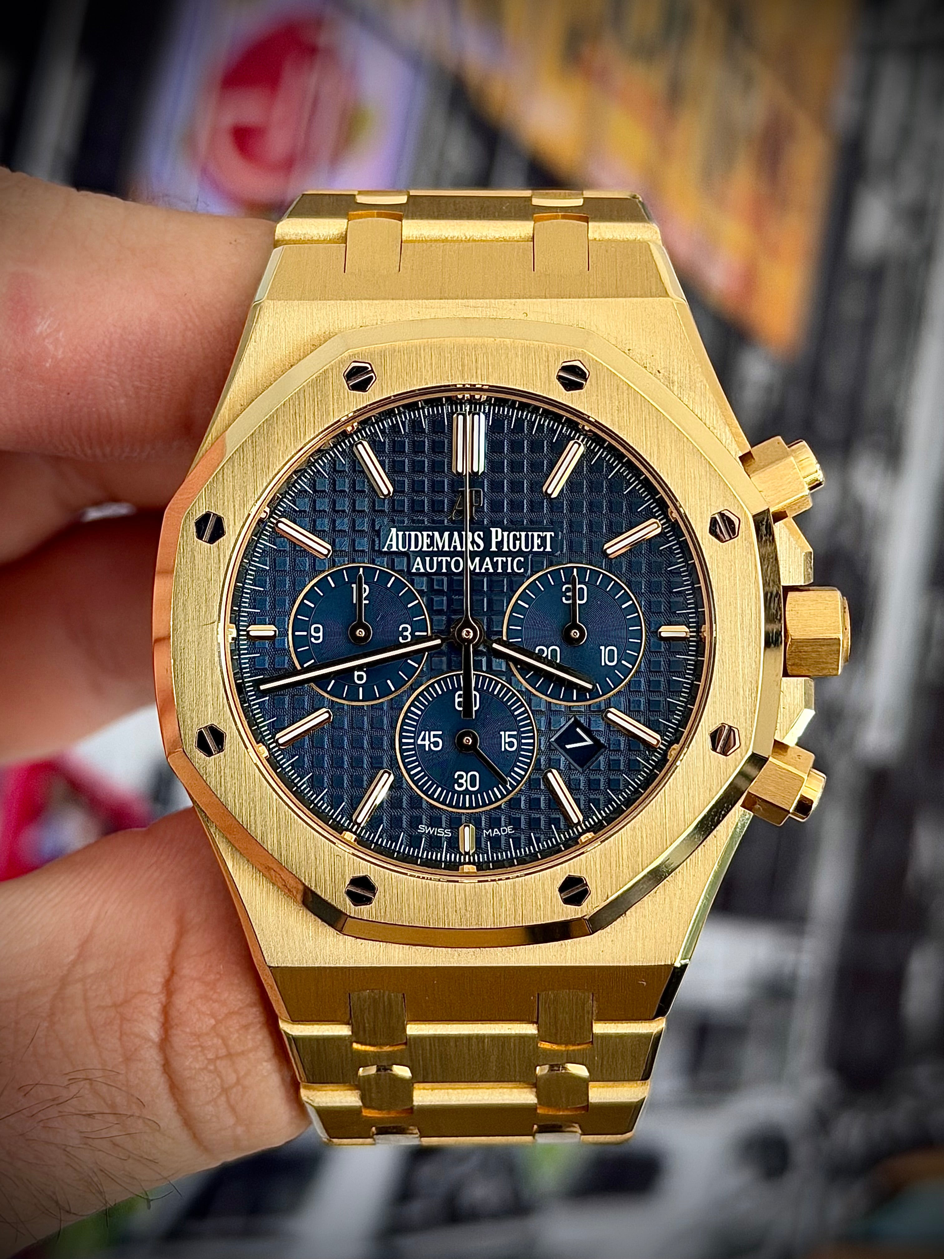 2018 AUDEMARS PIGUET ROYAL OAK FULL YELLOW GOLD CHRONOGRAPH, 26320BA.OO.1220BA.02, BLUE DIAL, FULL SET, INC GST