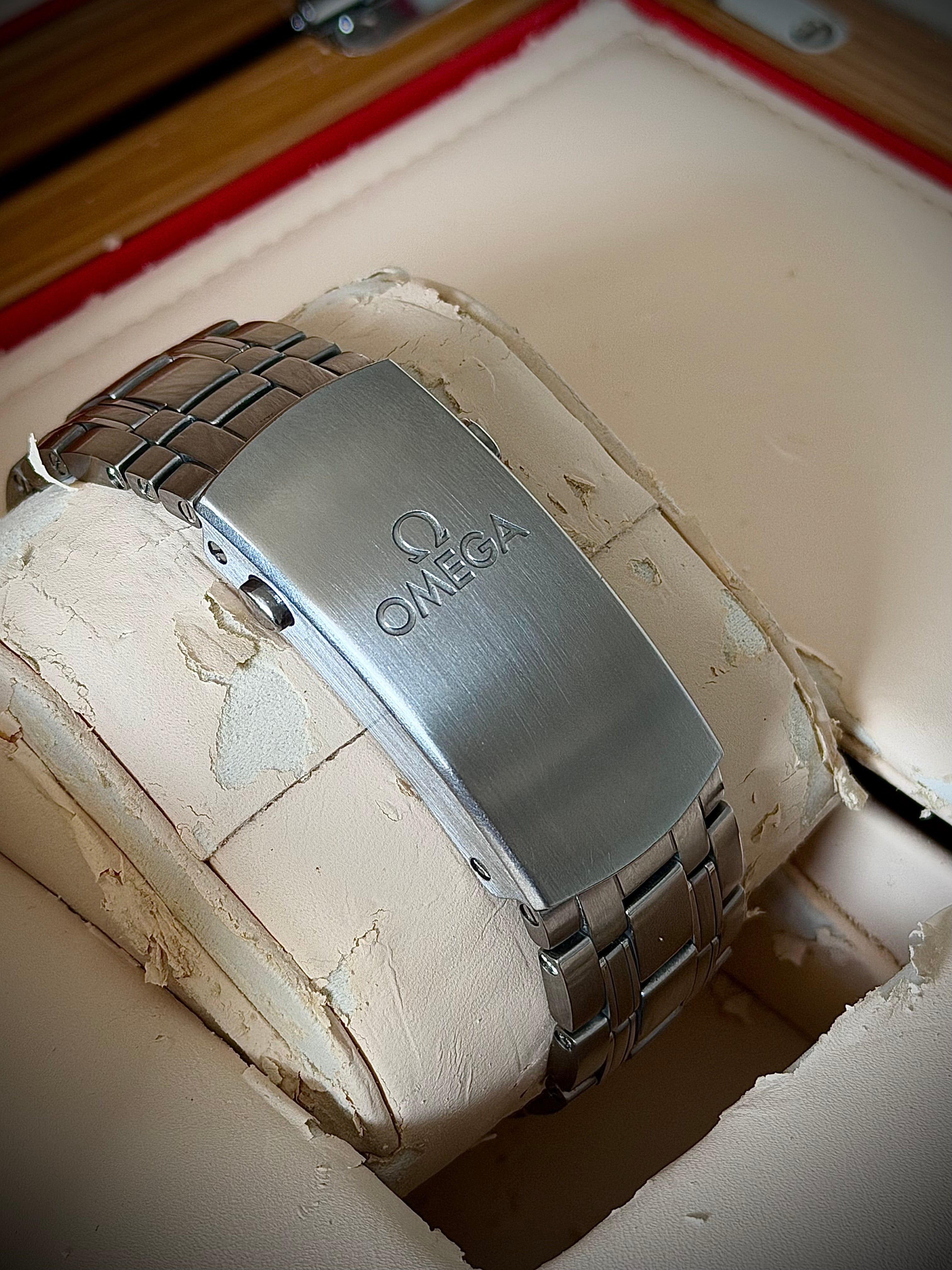 2021 OMEGA SEAMASTER 300, BLUE DIAL, FULL SET, INC GST