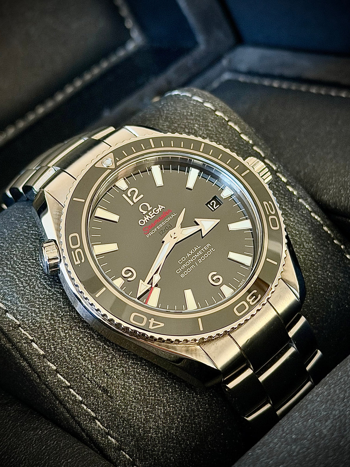 2010 OMEGA SEAMASTER PLANET OCEAN 600M “LIQUIDMETAL” LIMITED EDITION, 222.30.42.20.01.001, FULL SET, EXCELLENT CONDITION, INC GST