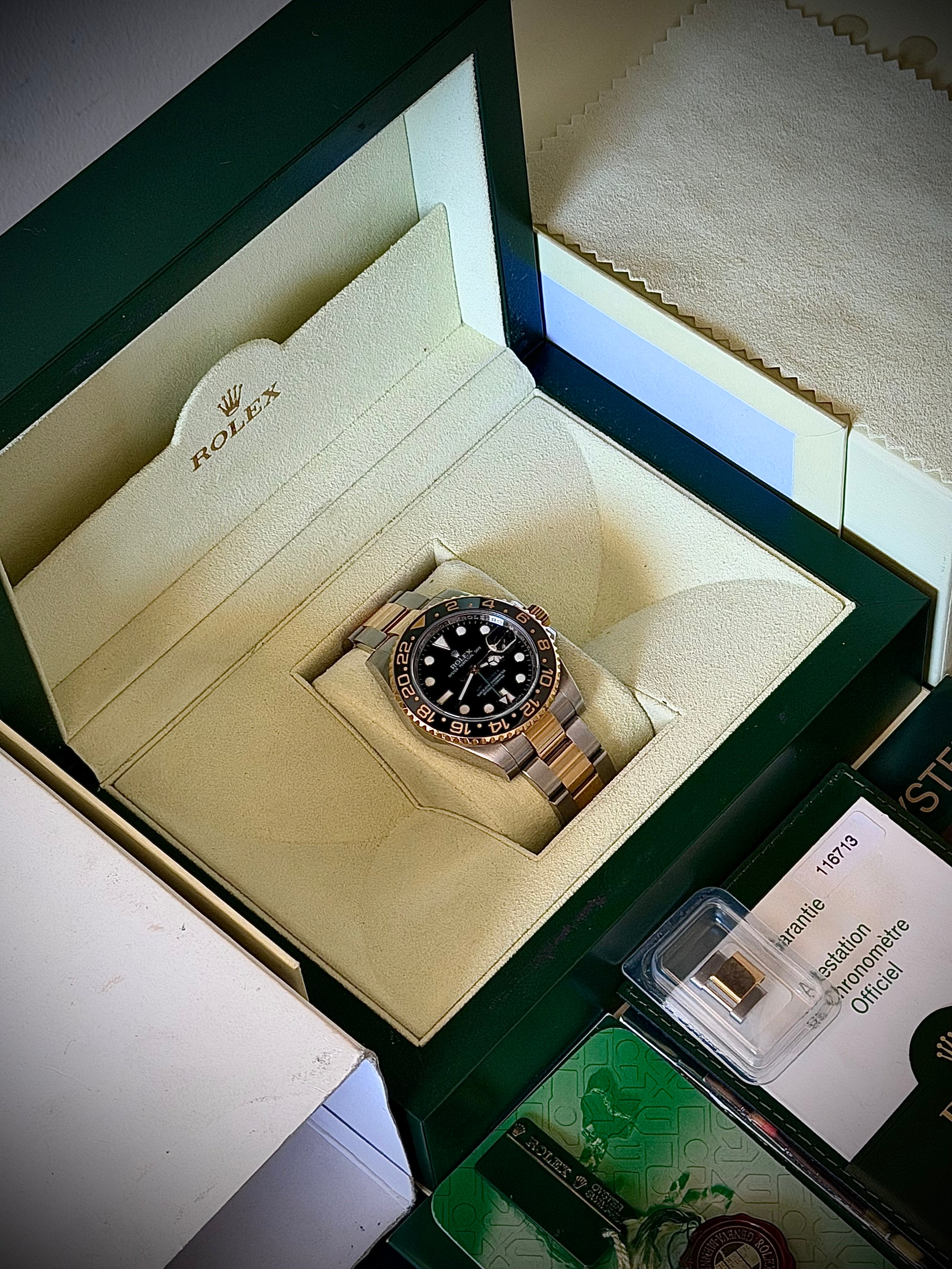 2007 ROLEX GMT MASTER II, 116713LN, FULL SET, INC GST