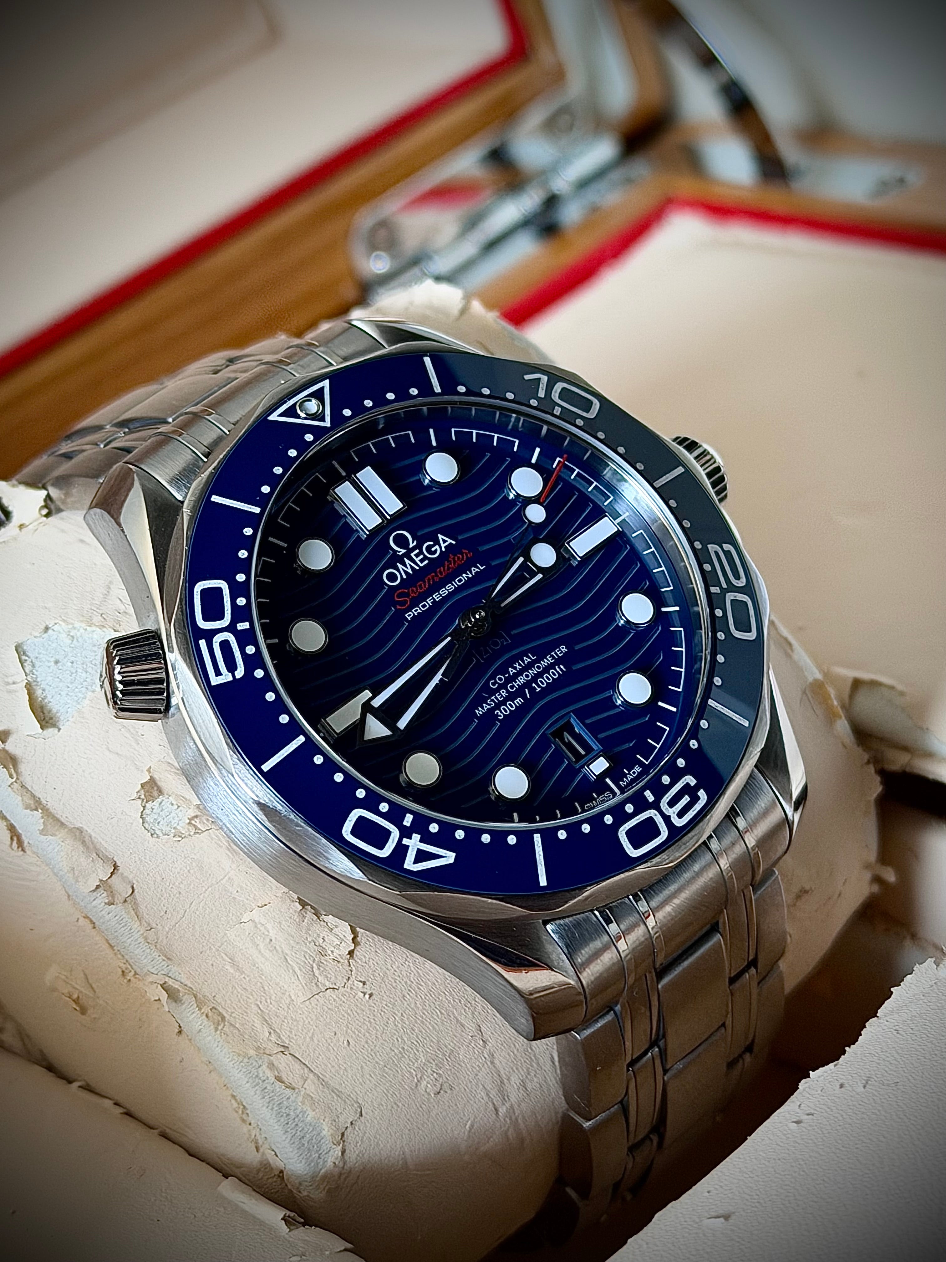 2021 OMEGA SEAMASTER 300, BLUE DIAL, FULL SET, INC GST