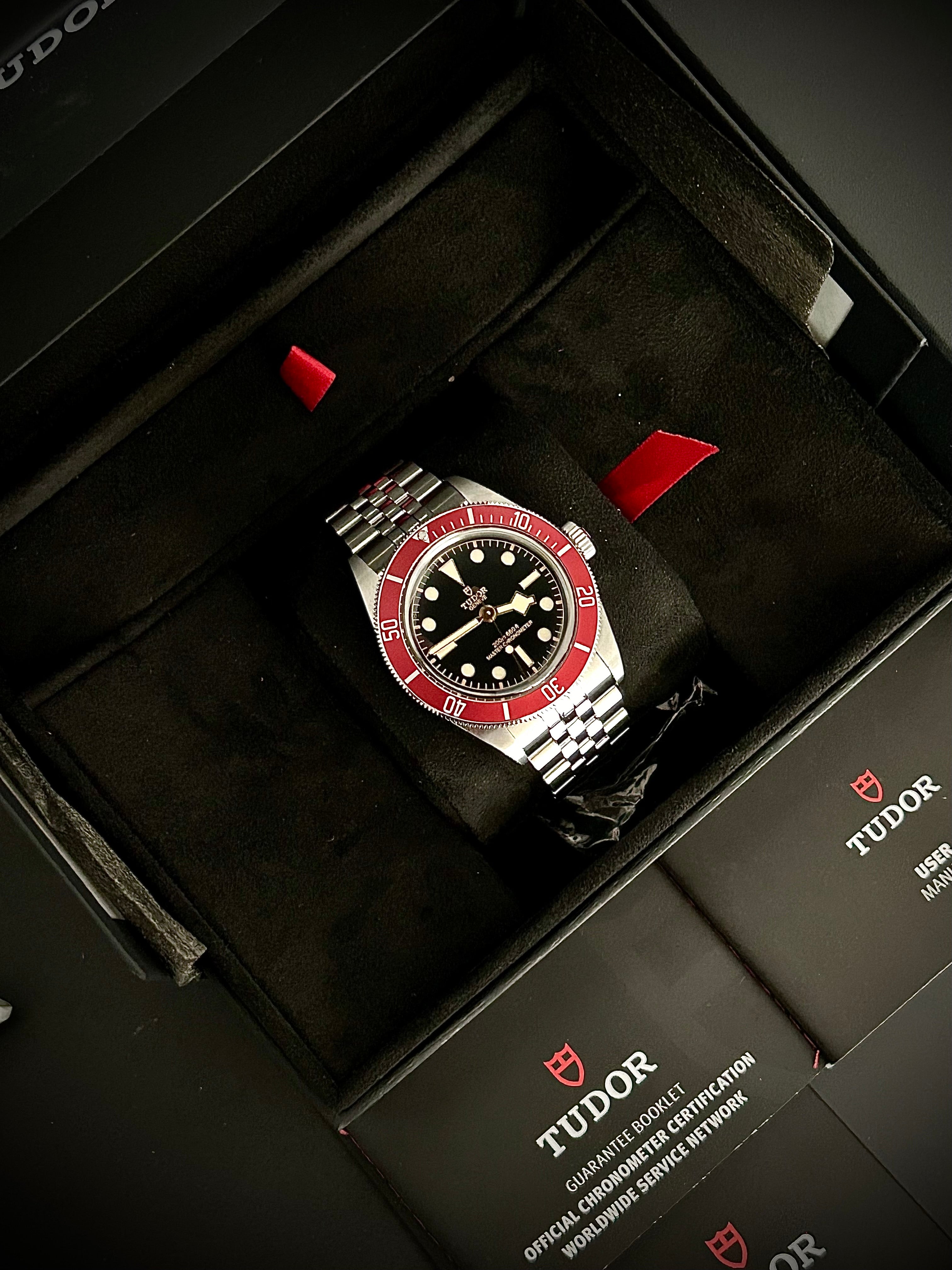 2024 TUDOR BLACK BAY BURGANDY, 41MM, FULL SET, INC GST