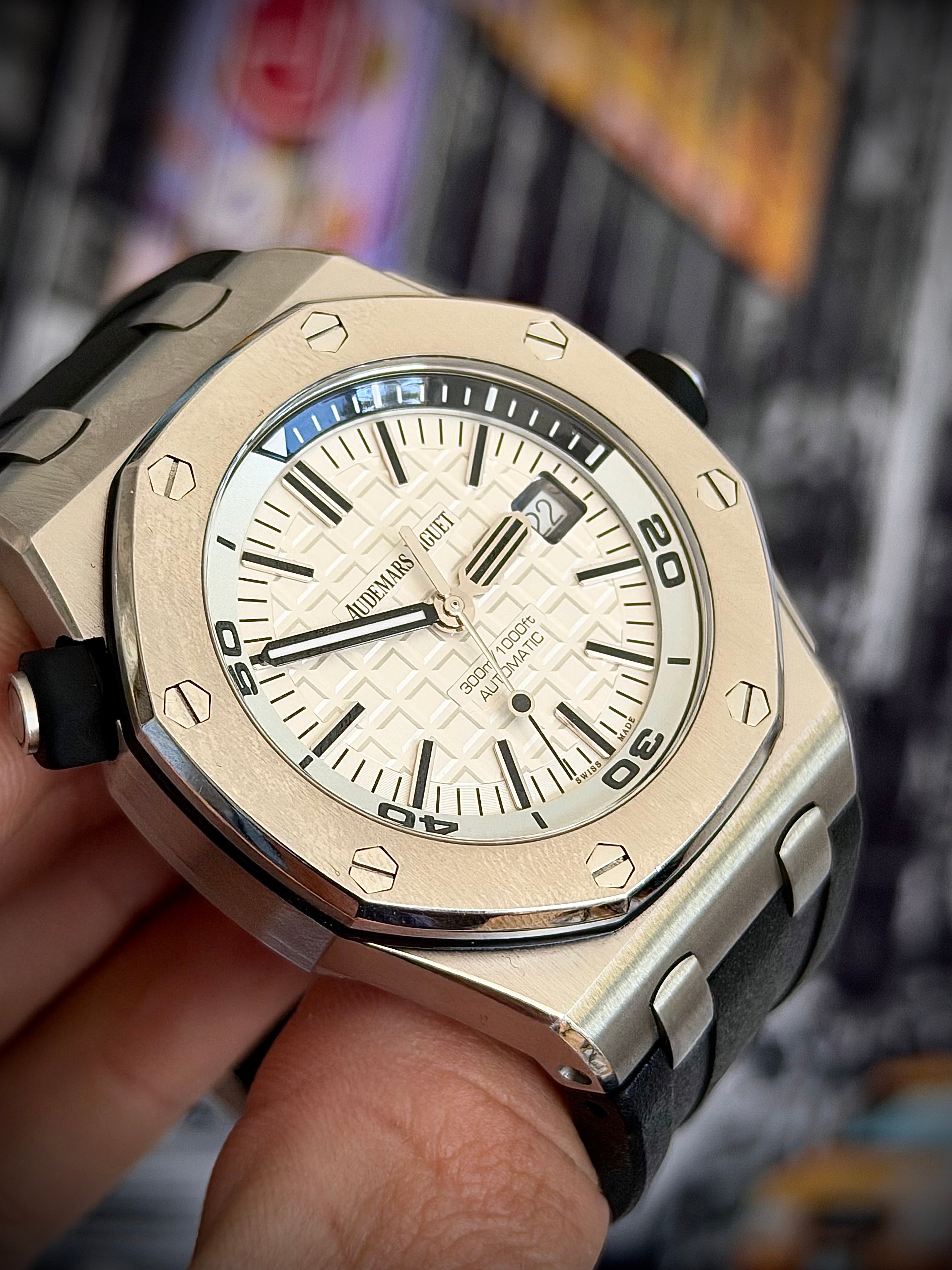 2015 AUDEMARS PIGUET ROYAL OAK OFFSHORE DIVER, FULL SET, INC GST