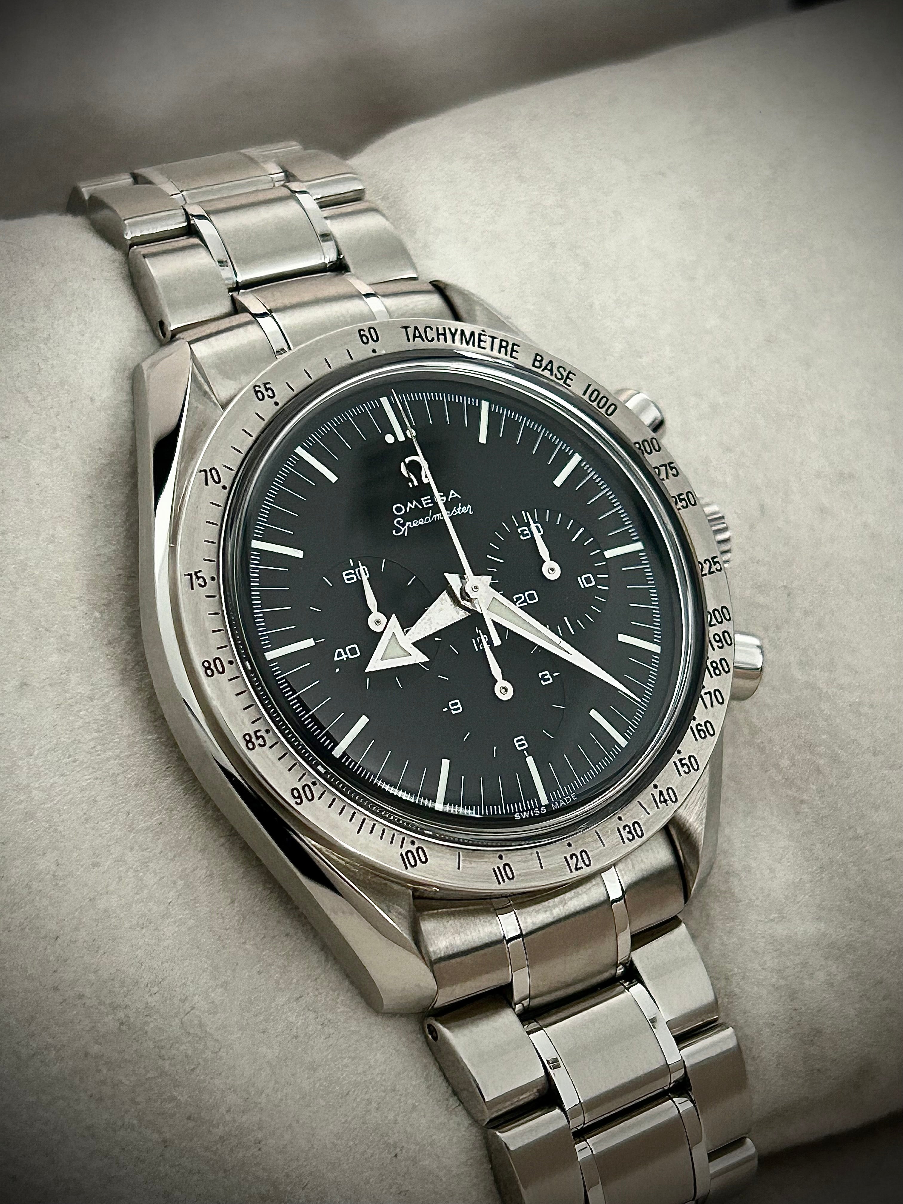 1998 OMEGA SPEEDMASTER BROAD ARROW, 3594.50, FULL SET, INC GST