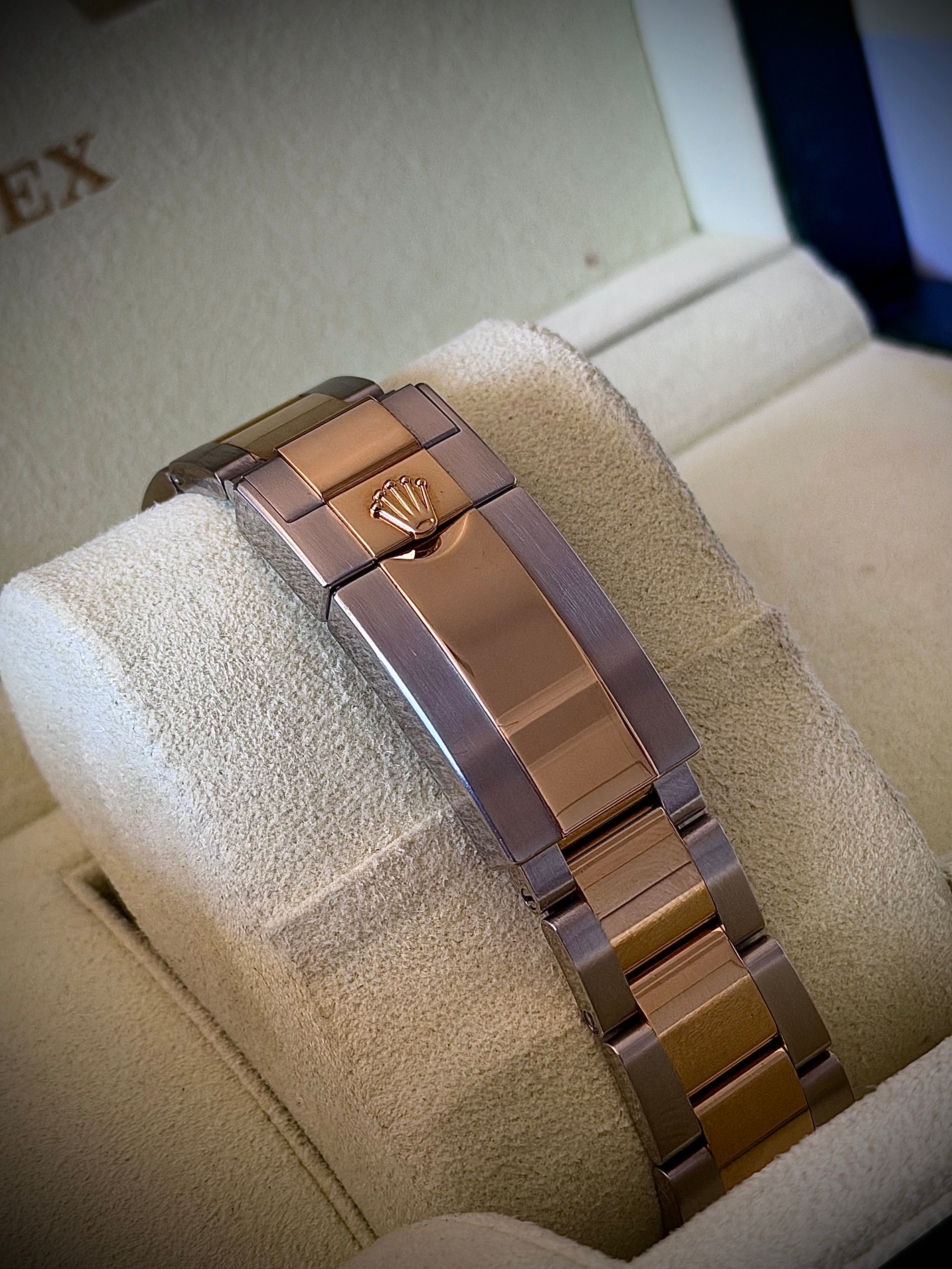 2007 ROLEX GMT MASTER II, 116713LN, FULL SET, INC GST