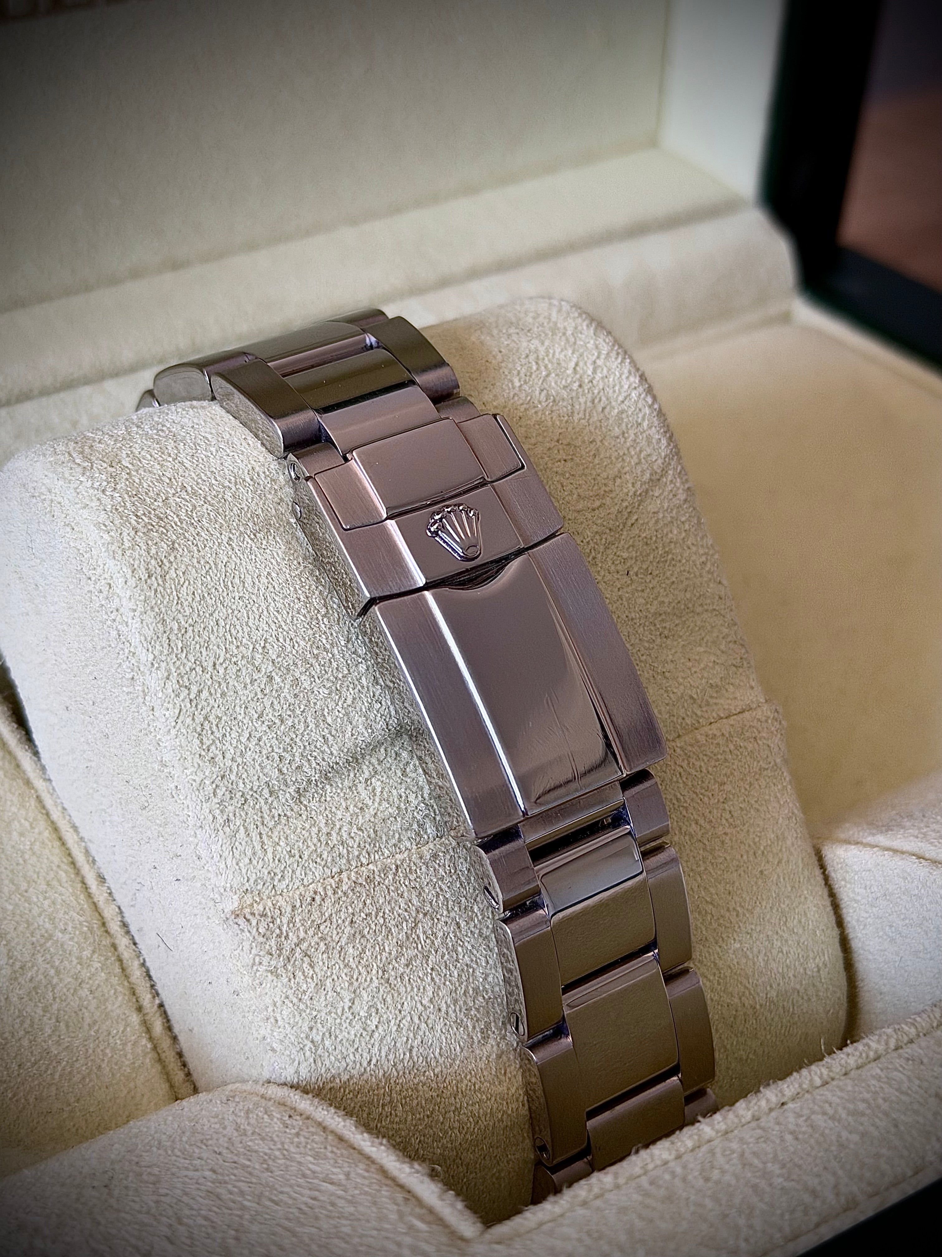 2006 ROLEX DAYTONA, 116520 WHITE DIAL, BOX & SERVICE PAPERS ONLY, INC GST