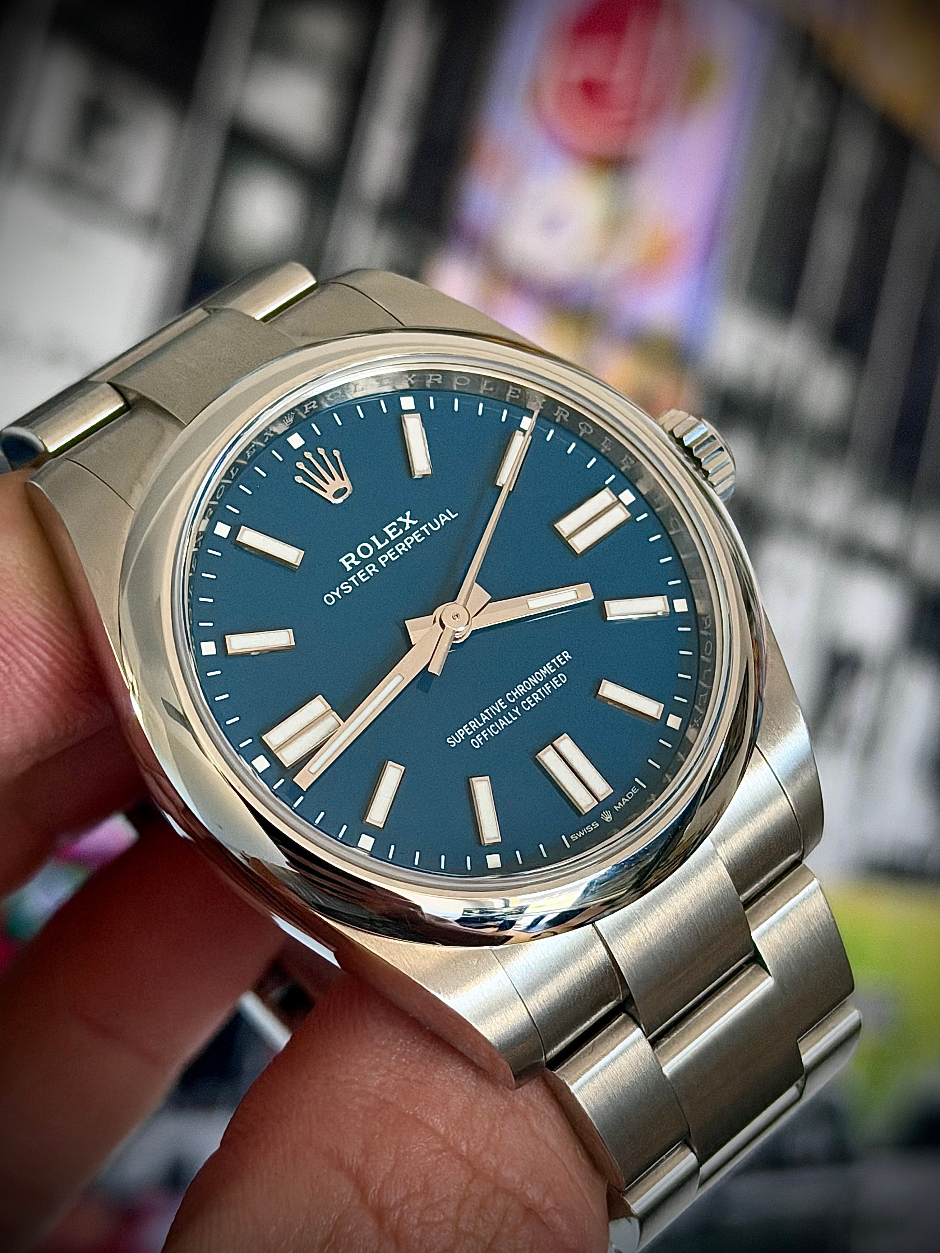 2026 ROLEX OYSTER PERPETUAL 41, MED BLUE DIAL, FULL SET, INC GST