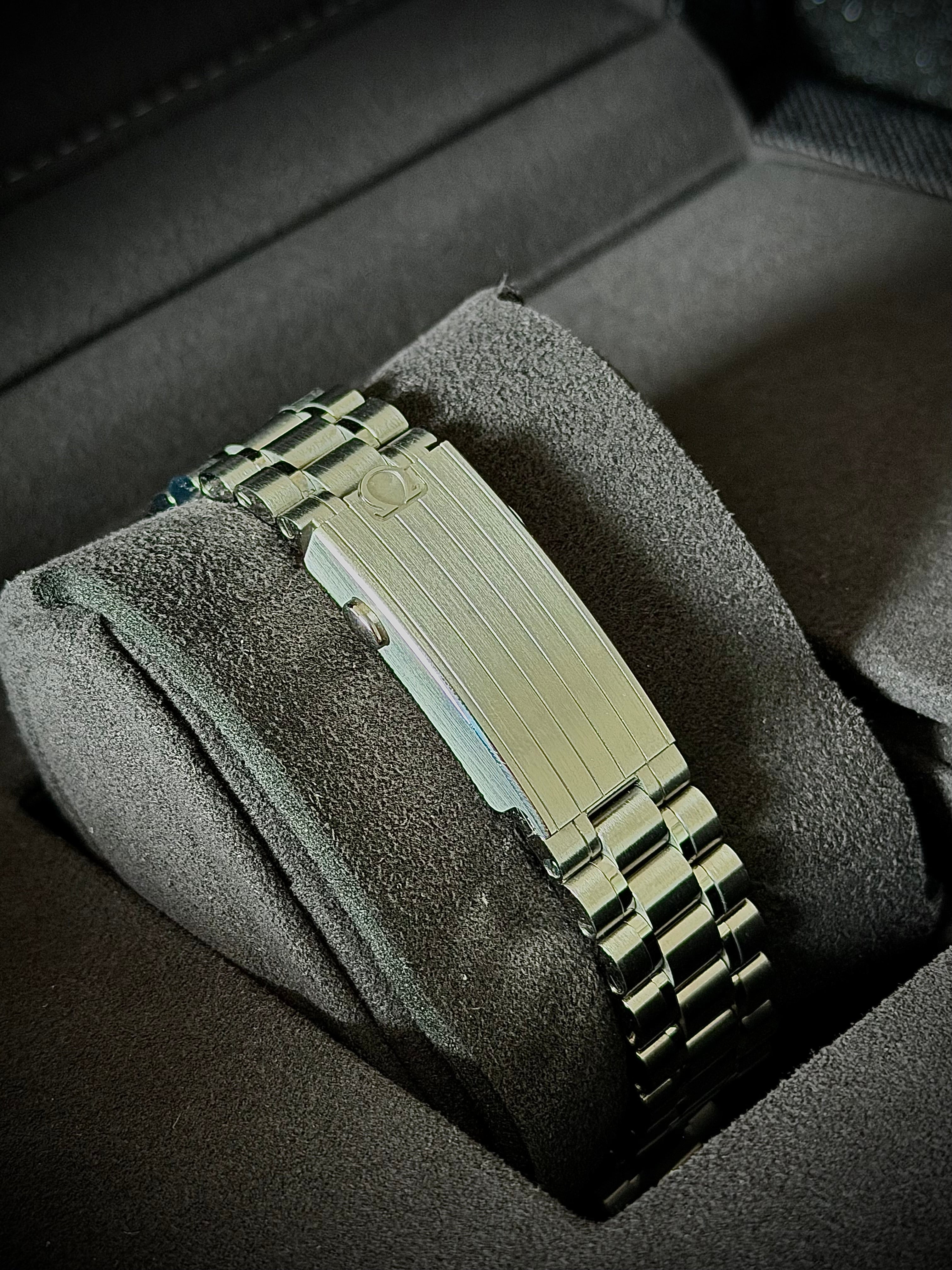 2026 OMEGA SPEEDMASTER NEW RELEASE, FULL SET, INC GST