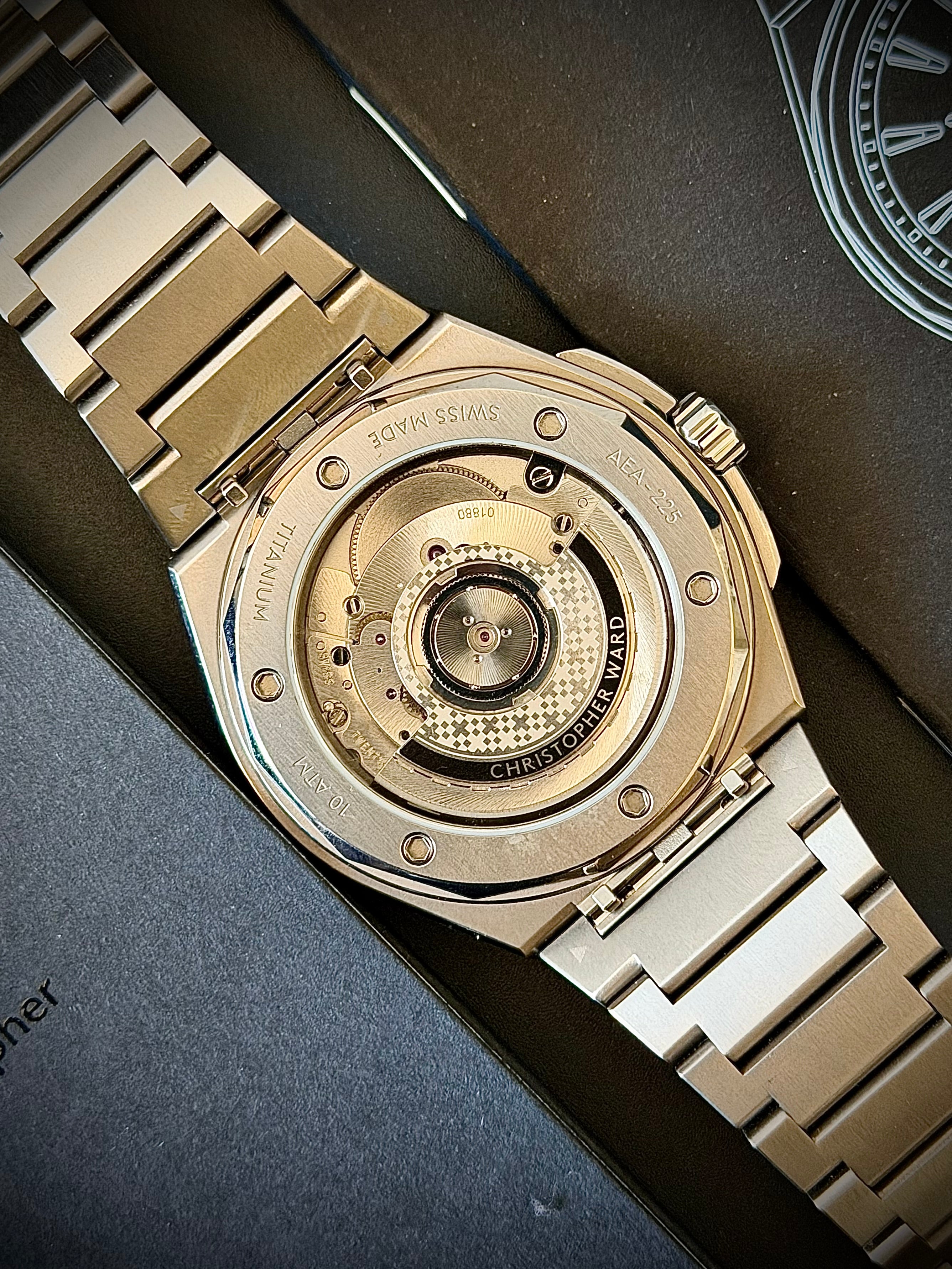 2025 CHRISTOPHER WARD “THE TWELVE” 40 TI, AURORA GREEN DIAL FULL SET, INC GST