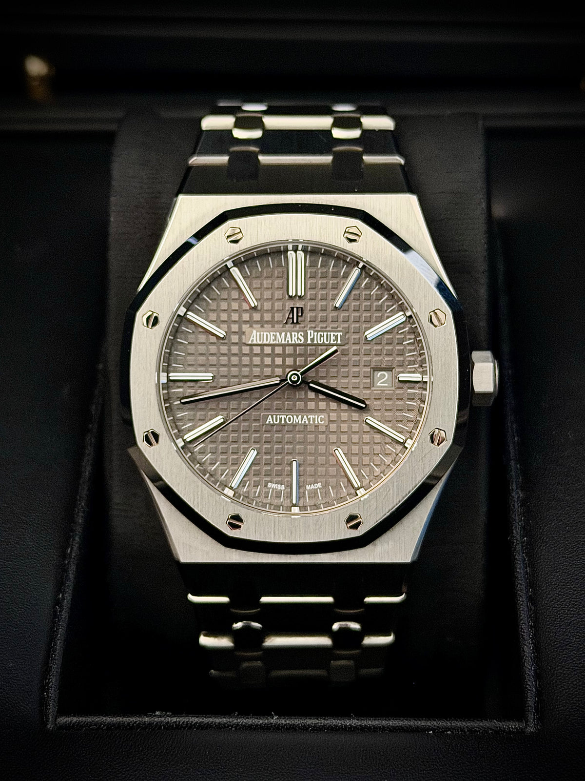 2019 AUDEMARS PIGUET ROYAL OAK 41, 15400ST.OO.1220ST.04, GREY RUTHENIUM DIAL, FULL SET, 2025 AP SERVICE, INC GST