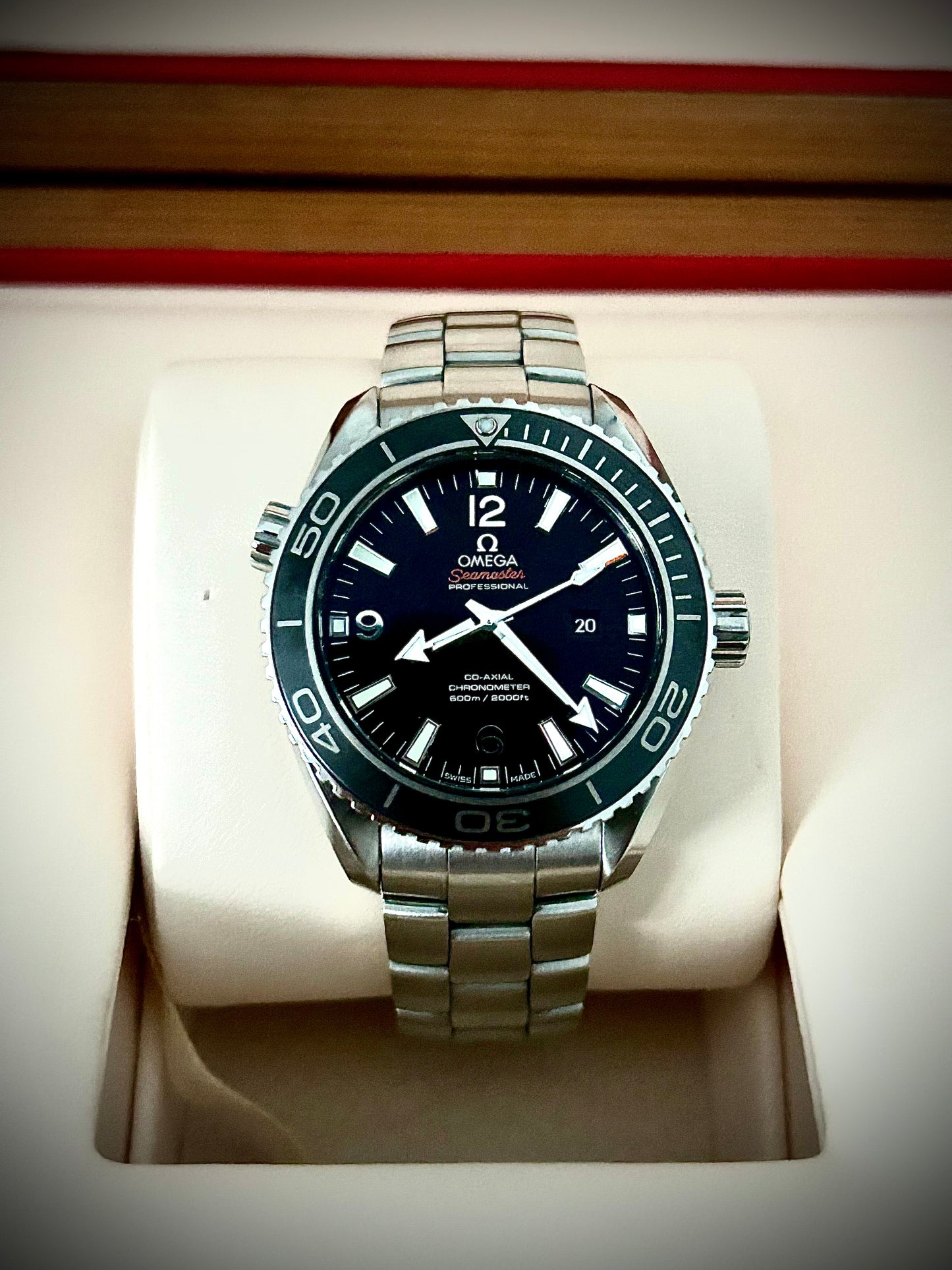 2012 OMEGA SEAMASTER PLANET OCEAN 600M, 37.5MM, BOX AND BOOKLETS